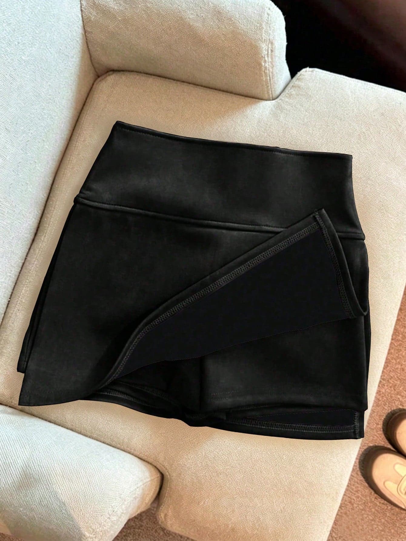 Franclia 1pc Fashion New Suede Flocked A-Line Skirt, High Waist Slimming Anti-Flashing Black Color Short Skirt For Women, Spring & Autumn