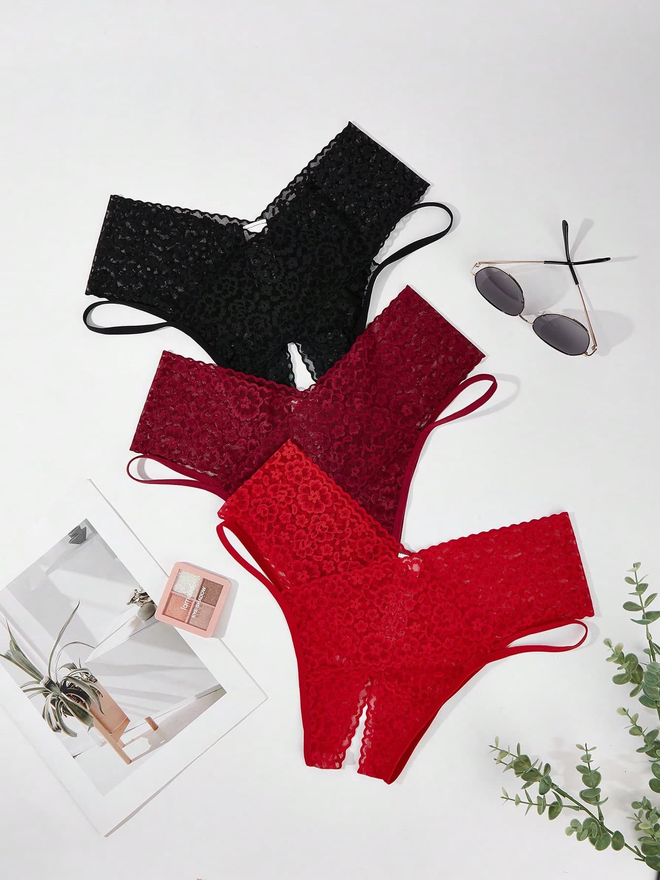 3pcs/Pack Standard Size Lace Crotchless Panties