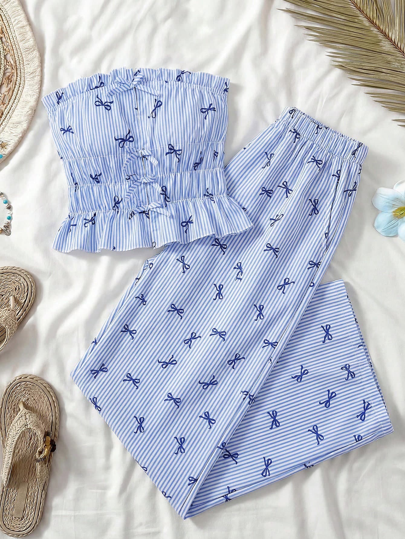 SHEIN Teen Girls Blue & White Stripe Tie-Front Ruched Bandeau Top And Low Waist Drawstring Trousers 2pcs Set,Summer Vacation Holiday Casual Girly Outfits