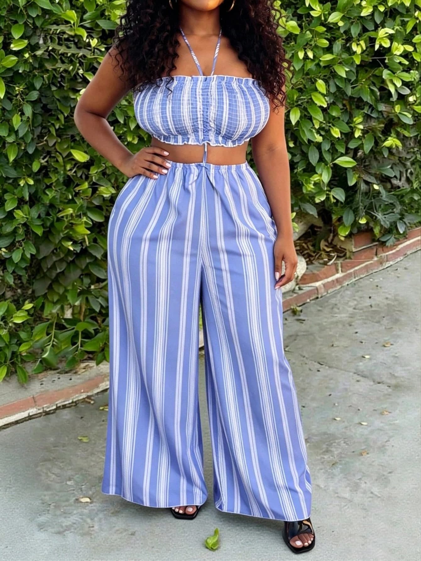 Slaydiva Women's Summer Boho Vacation Blue And White Stripe Two Pieces Set,Sleeveless Strapless Tied Waist Wide Leg Jumpsuit Yacht Outfit Plus Size Beach