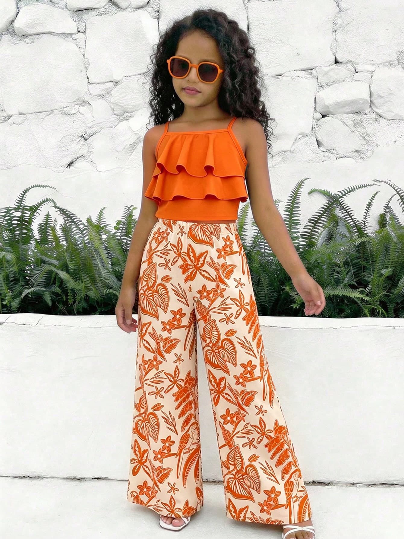 SHEIN Sparklyn Tween Girls' Vacation Set, Layered Ruffle Camisole + Floral Print Wide Leg Pants Elegant, Suitable For Daily Outing, Beach Trip, Photo Shooting