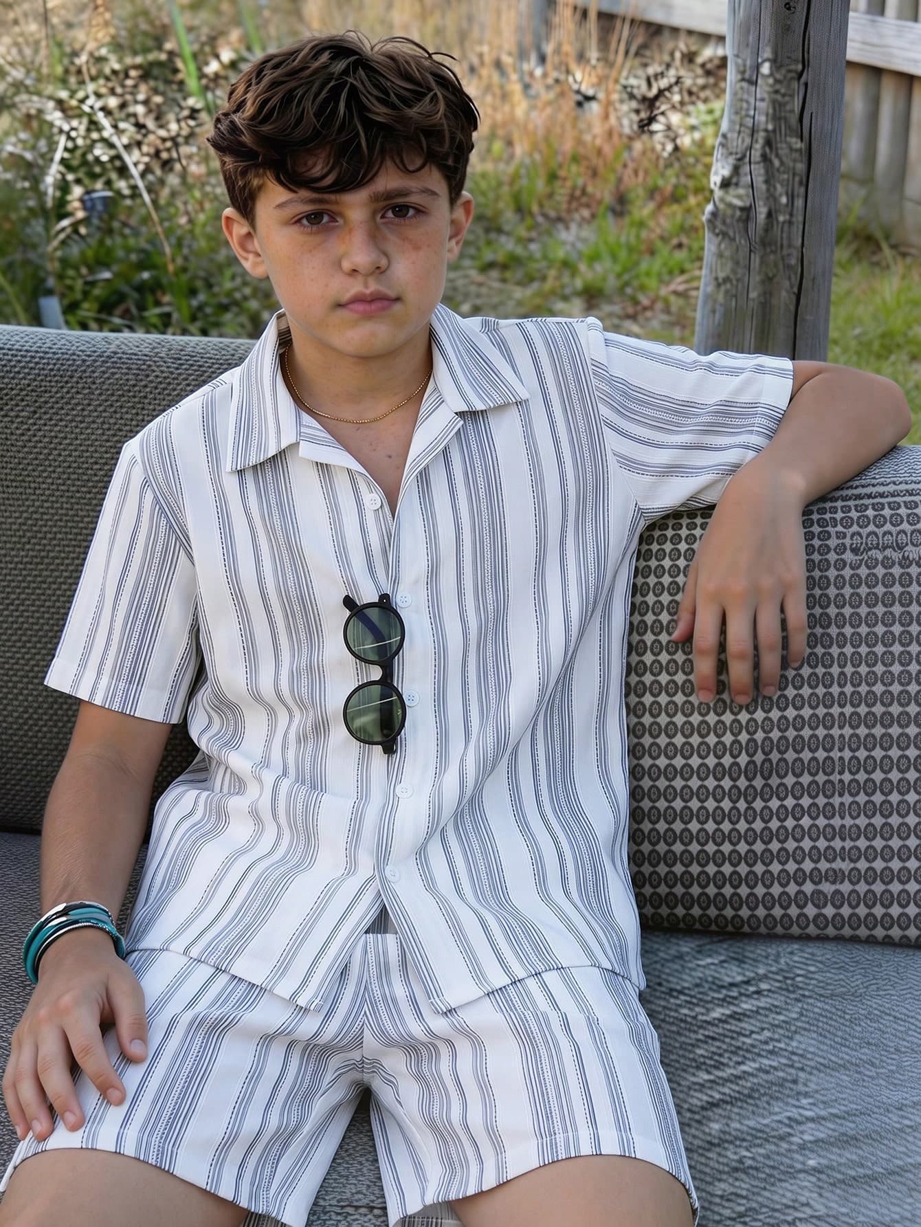 SHEIN 2pcs Teen Boy Casual Baggy Versatile Textured Short Sleeve Shirt And Shorts Set Teen Boy 2 Piece Set Boys White Short Sets Vacation Summer