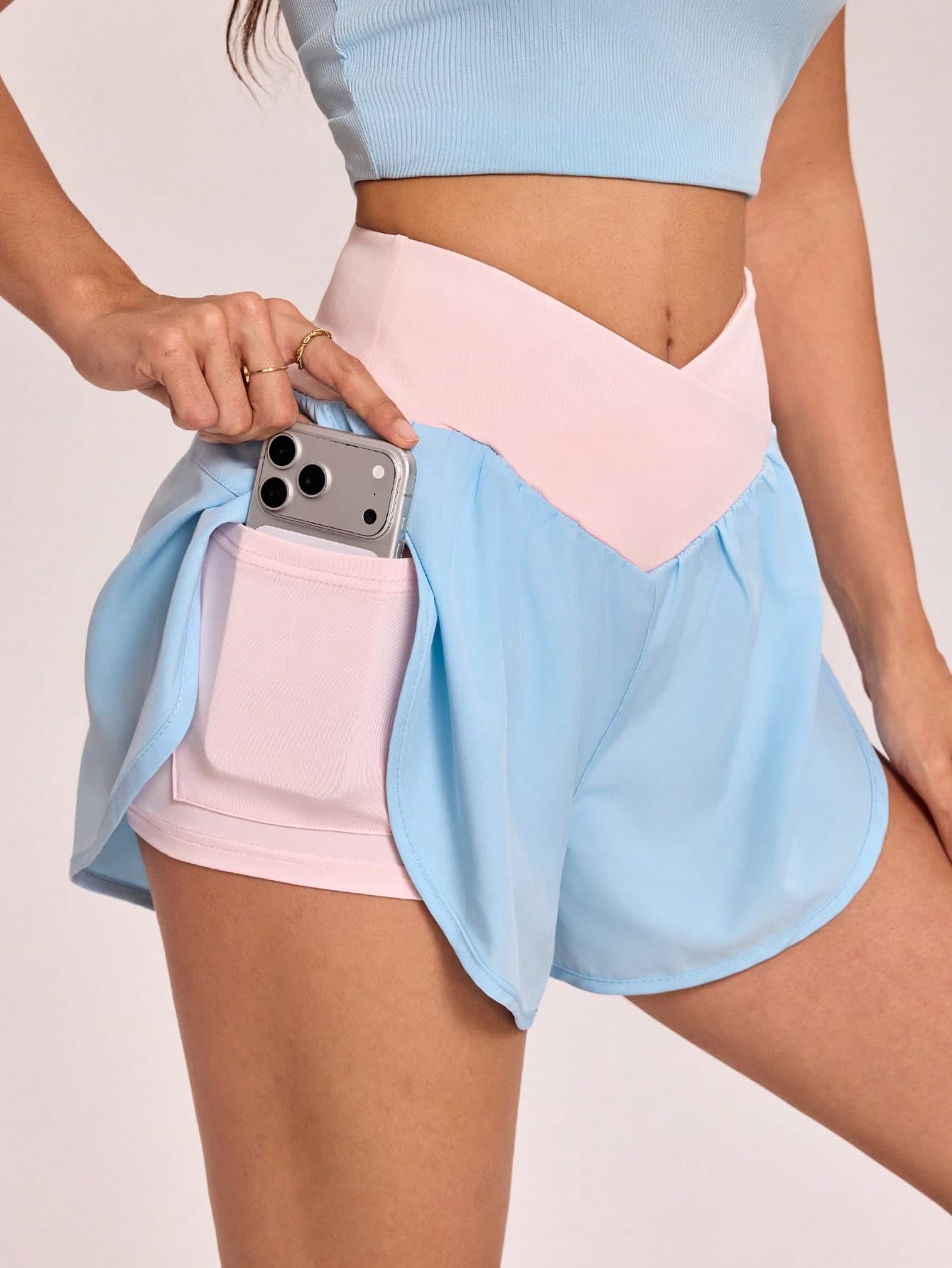 SHEIN Sovereign Charm Casual Versatile Contrast Color Letter Reflective Print Waistband Pocket Fitted Sports Shorts