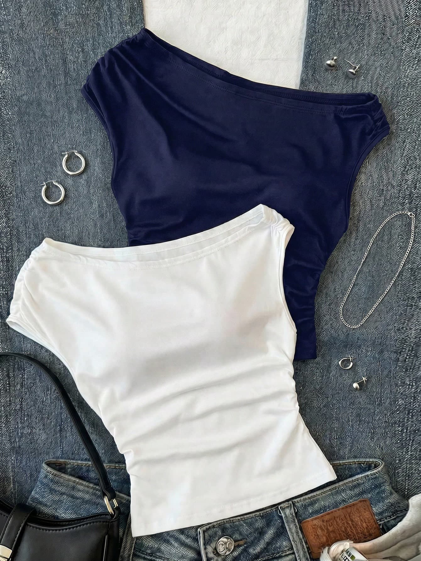 SHEIN 2pcs/Set Teen Girls Black & White Knit Casual Ruched Asymmetric Shoulder Fitted Cropped Tops, Buy 1 Get 1 Free
