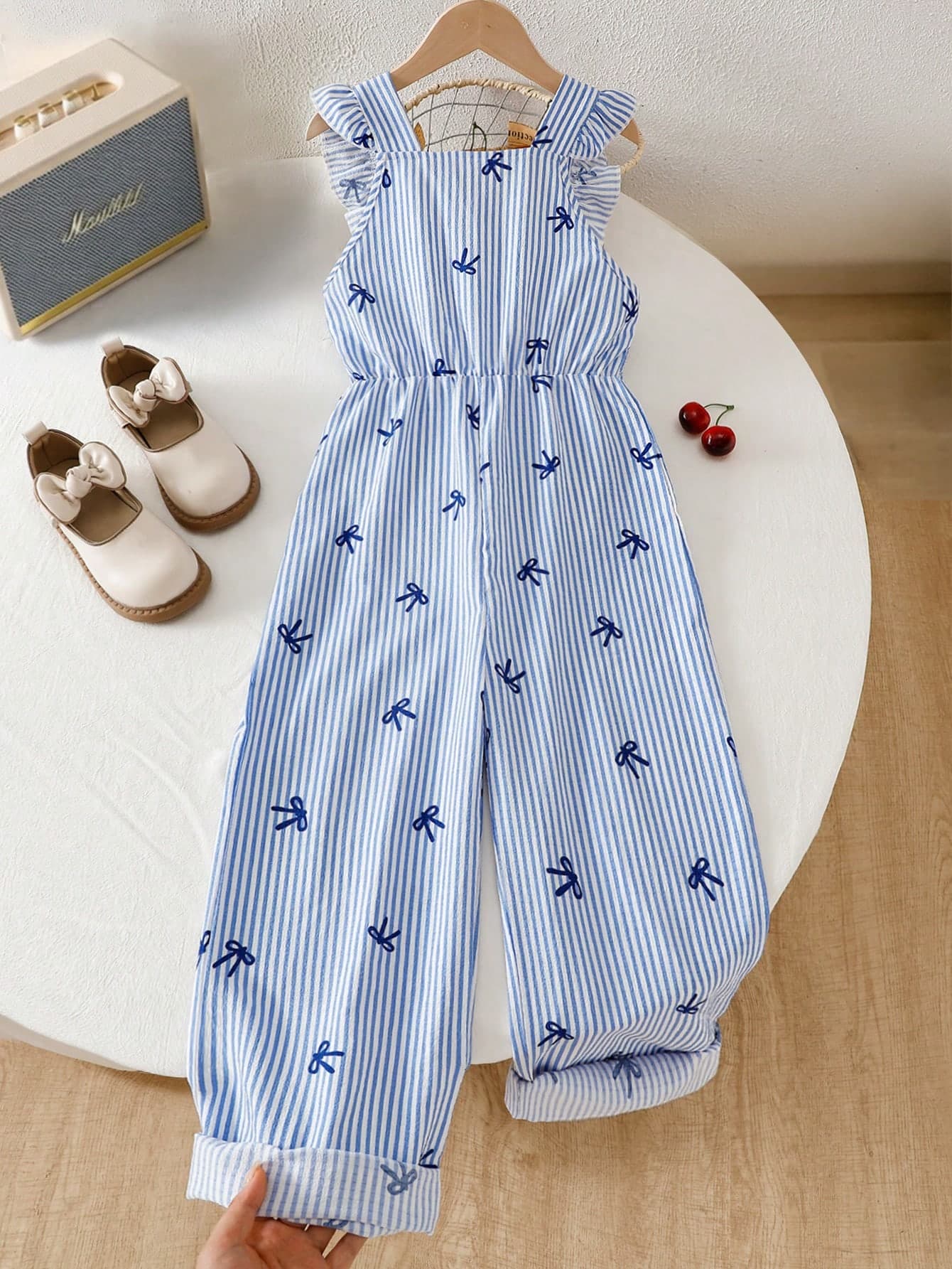 SHEIN Genkimix Kids 1pc Tween GirlsVintage Casual Fitted Jumpsuit With Bow & Striped All-Over Print, Suitable For Summer Outdoor Activities And School Wear