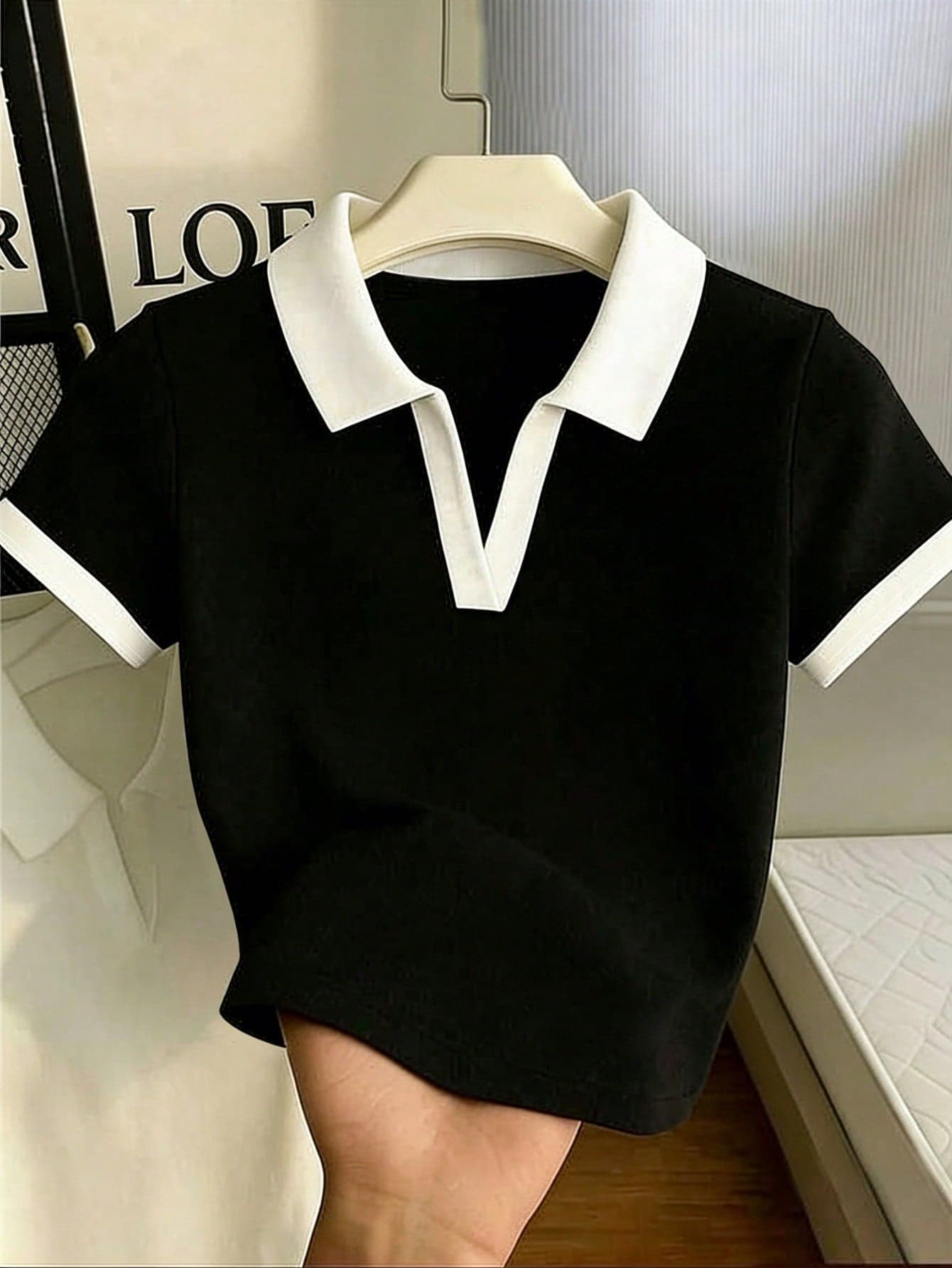SHEIN Plus Size Women's Contrast Color Collar Short Sleeve Casual T-Shirt