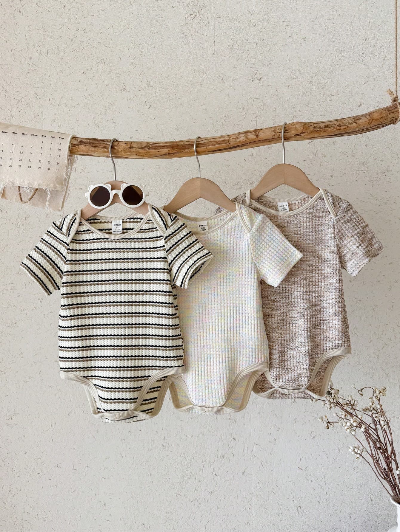 SHEIN 3pcs Unisex Newborn Baby Boy/Girl Casual Cute Solid Color Waffle Short Sleeve Romper Outfit Sets,Boy Clothing Summer Clothes,Bodysuits