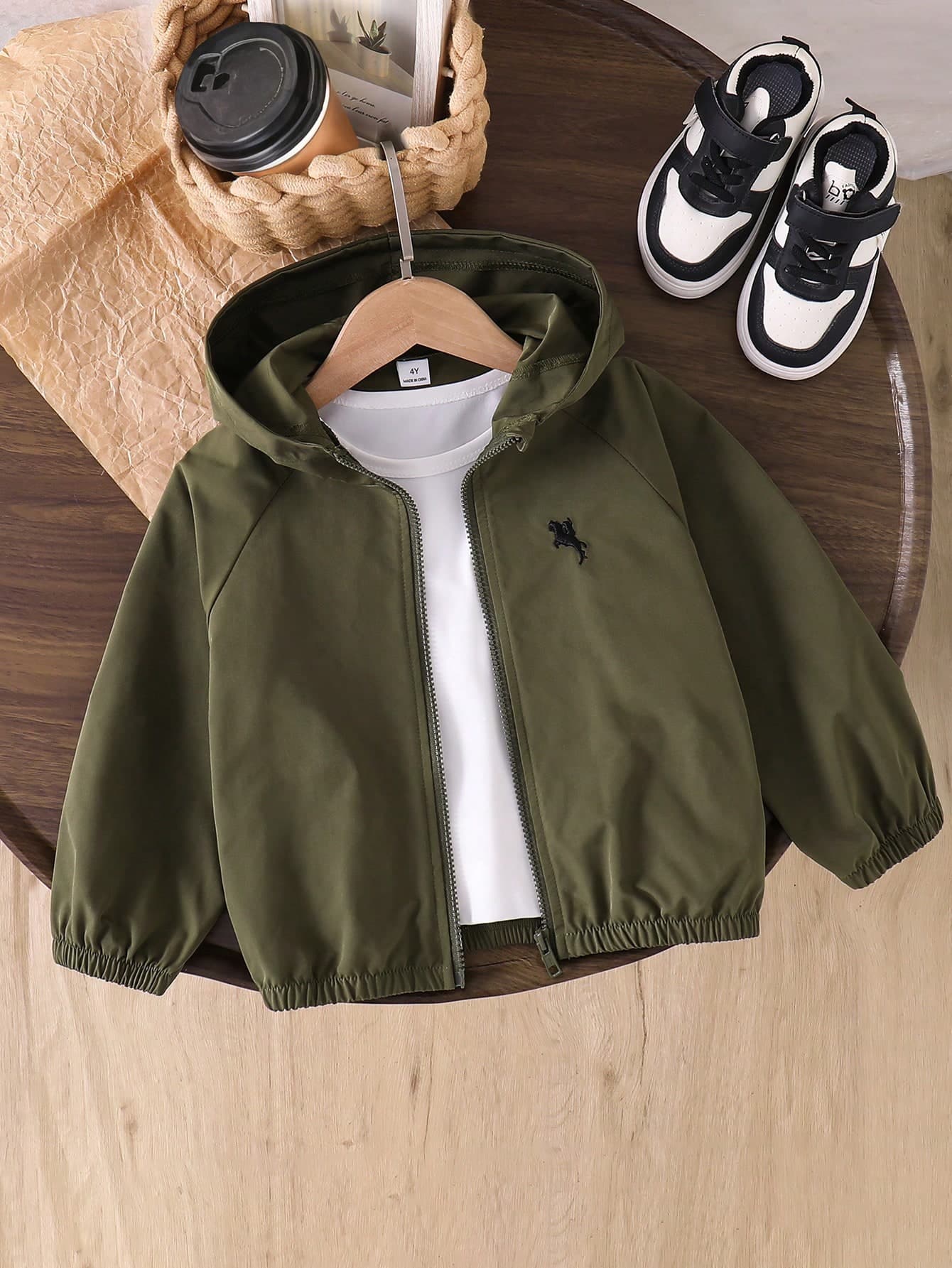 SHEIN Genkimix Kids 1pc Young Boy Casual Minimalist Street Style Hooded Long Sleeve Jacket,Fashion Leisure Design,Summer Wear,Fits 4-7 Years Old Boys,Daily,Sports,Outdoor