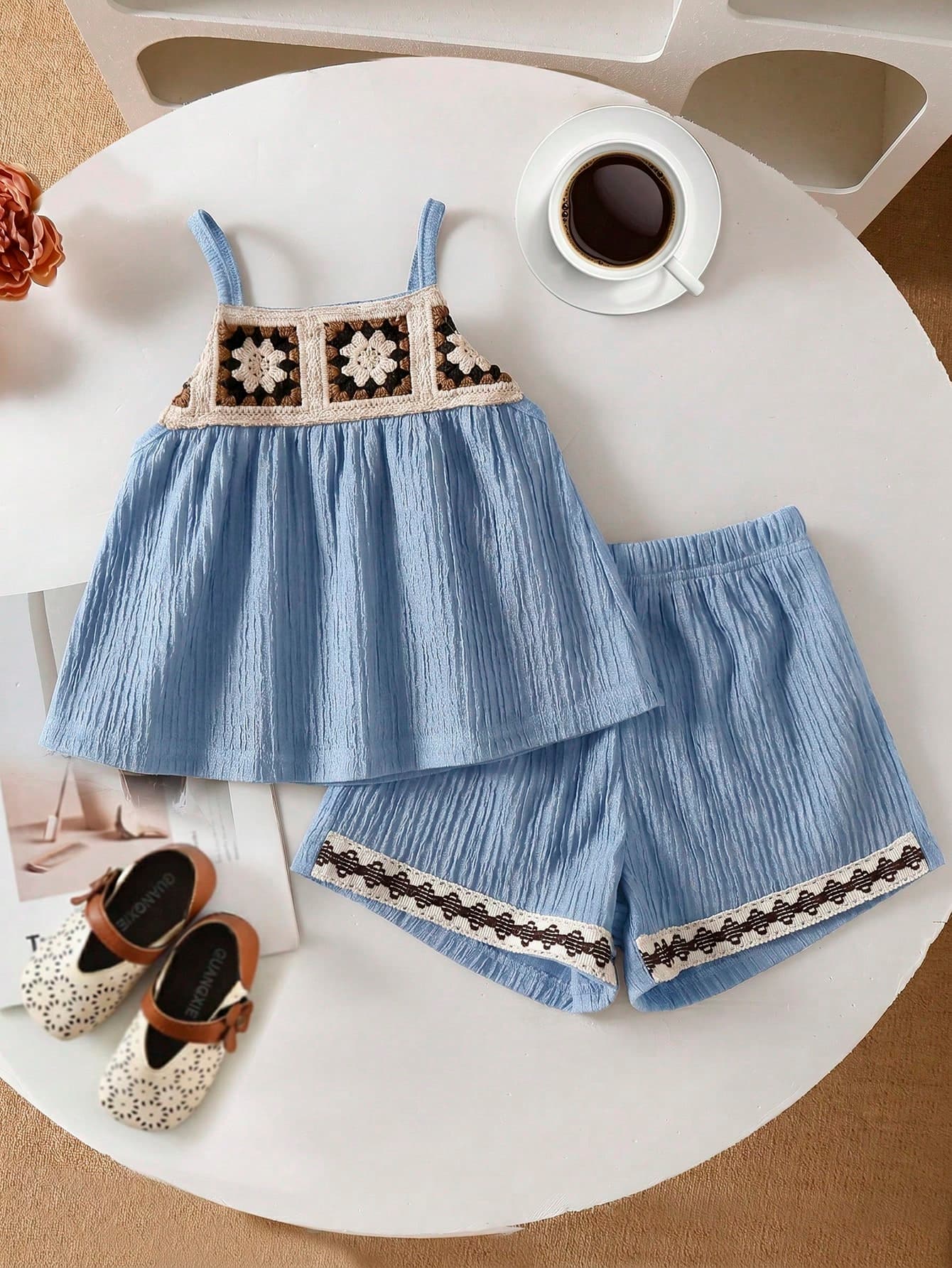 SHEIN Genkimix Kids Young Girl Floral Print Ruffle Camisole T-Shirt And Shorts Casual Daily Outfit