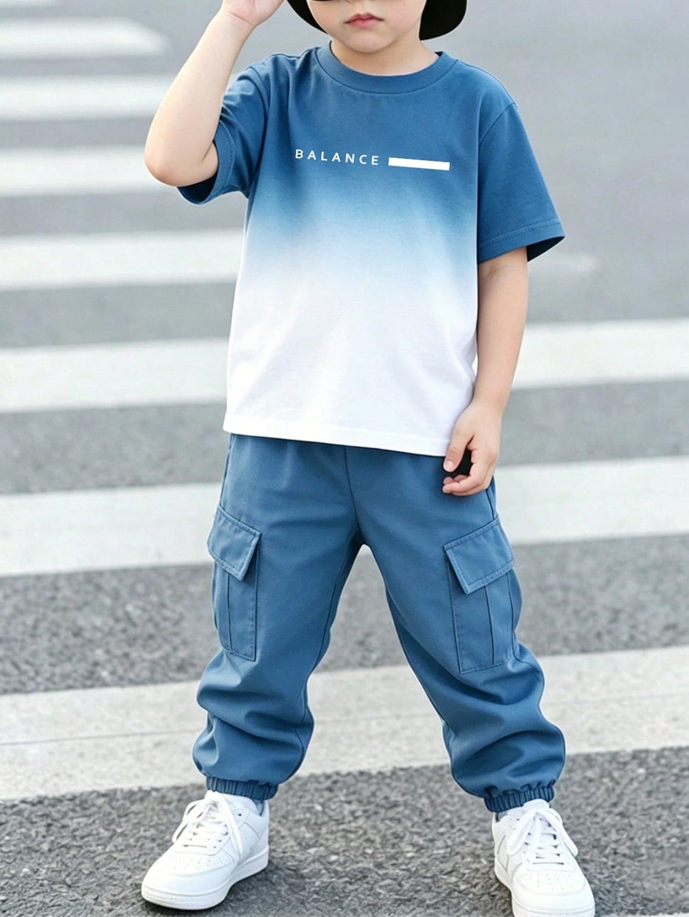Young Boy Gradient Color Graphic Print Short Sleeve T-Shirt And Cargo Pants Set,Fashionable Casual Outfit For Summer Parties,Festivals,Outings
