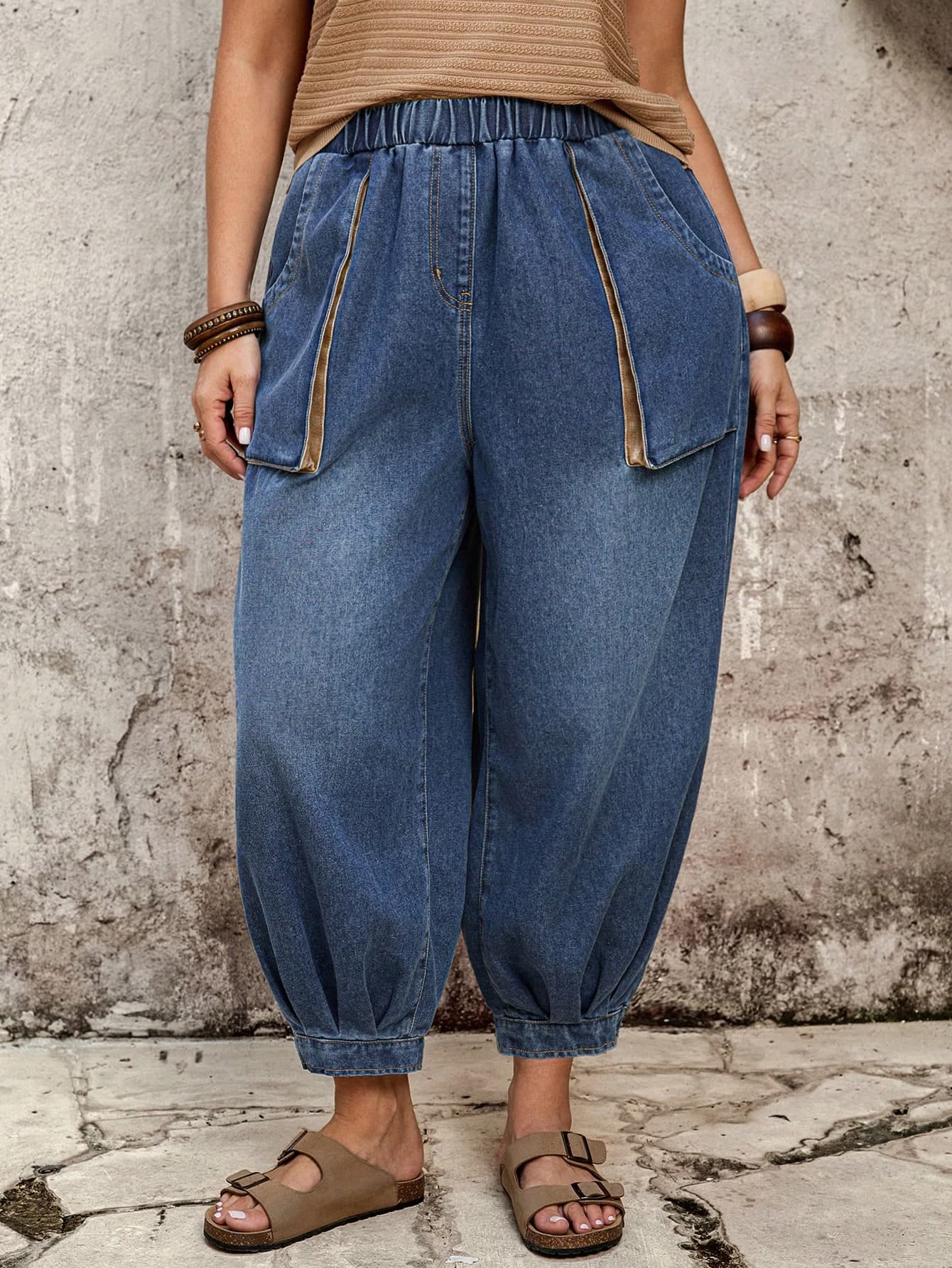 EMERY ROSE EMERY ROSE Plus Size Brown Spring Boho Vacation Washed Denim Balloon Pants, Elastic Waist Loose Fit Harem Jogger Jeans With Contrast Trim Patch Pockets