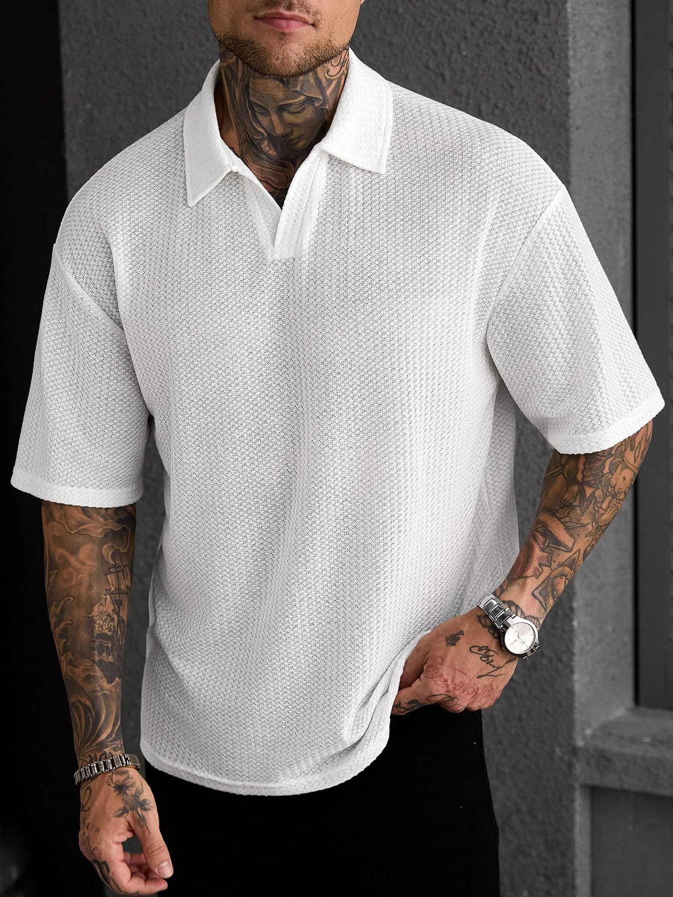 Manfinity CasualCool Men's Knitted Polo Shirt, All White Summer Casual City Break, Waffle Fabric V-Collar Short Sleeve Turn-Down Collar Loose Fit, Old Money Style Golf Top, Formal