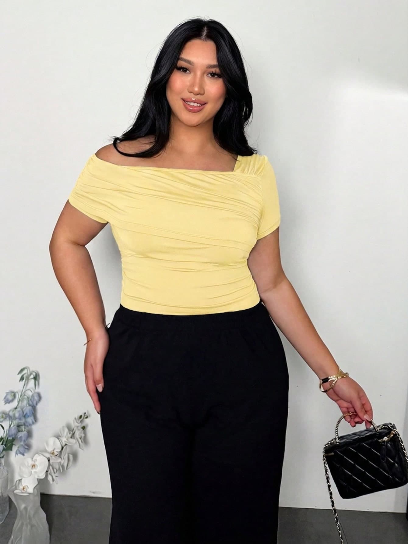 Firerie Plus Size Women Solid Color Asymmetric Neck Ruched Short Sleeve Fitted T-Shirt
