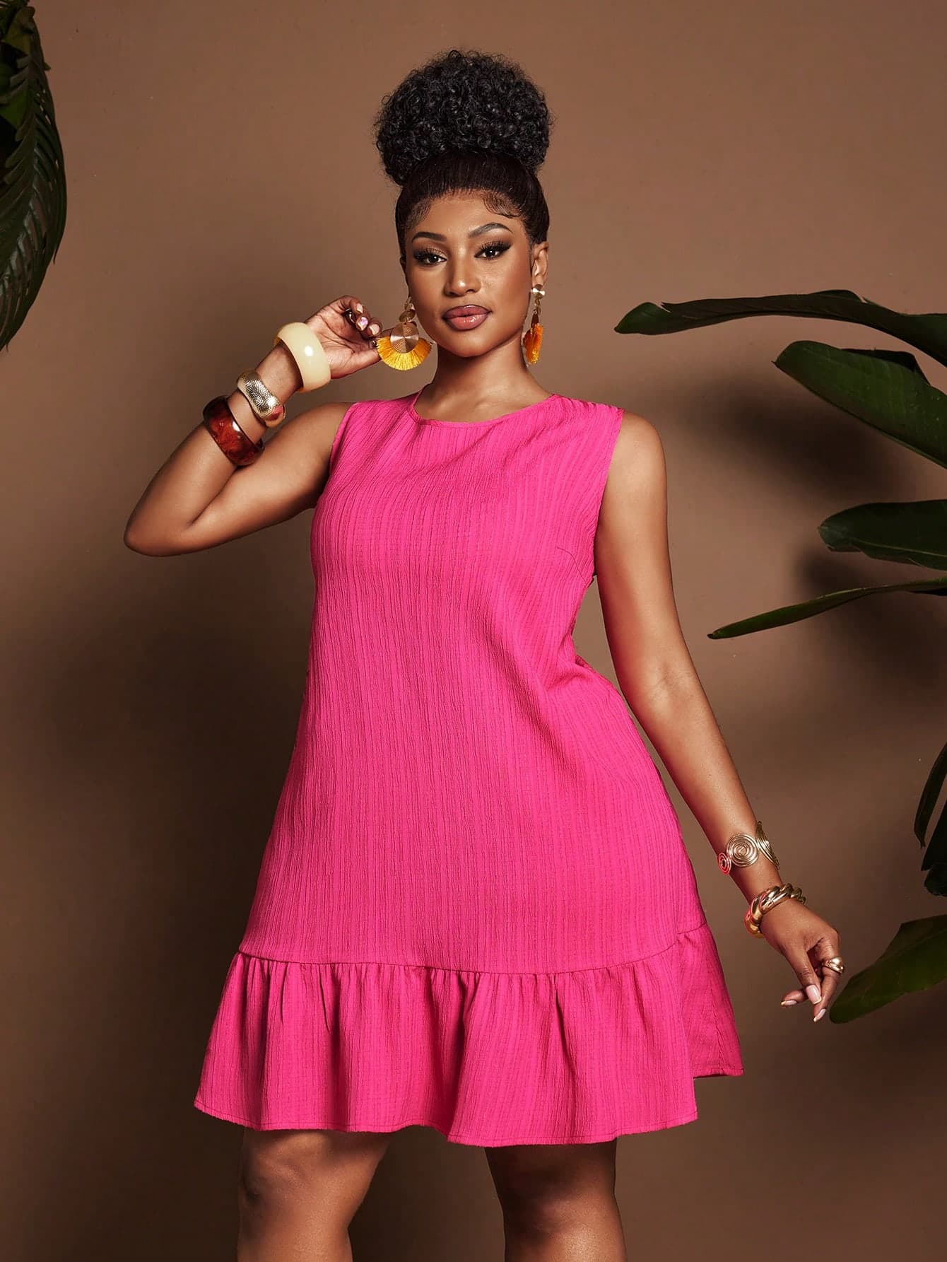 Maweii Plus Size Textured Sleeveless Dress, Loose Fit A-Line Ruffle Hem Dress For Beach Vacation Fall