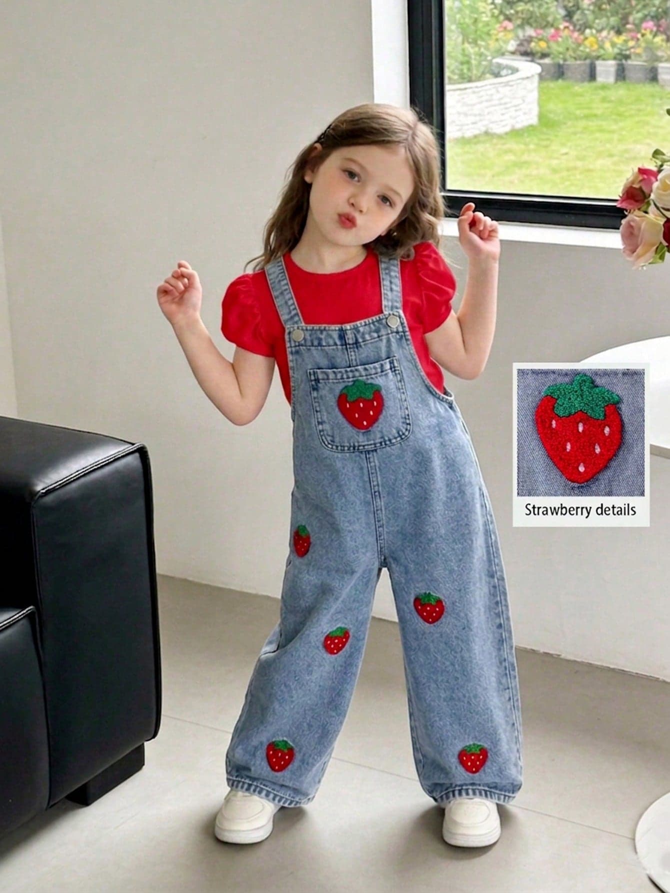 SHEIN Young Girls' Casual Versatile Style Denim Bib Pants, Vintage Light Blue Denim Color With Embroidered Bowknot, Loose Straight Leg, Comfortable Cotton Denim Fabric, Suitable For Daily Outings, Fashion Versatile Wear