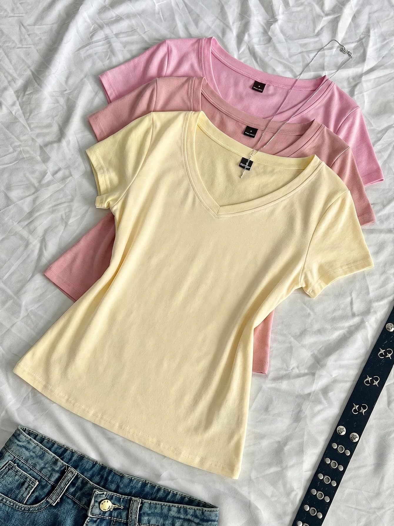 SHEIN EZwear 3pcs/Set Women's Summer V-Neck Fitted T-Shirts, Punk Subculture Anime Solid Color Basic V-Neck Short Sleeve Slim Fit T-Shirts