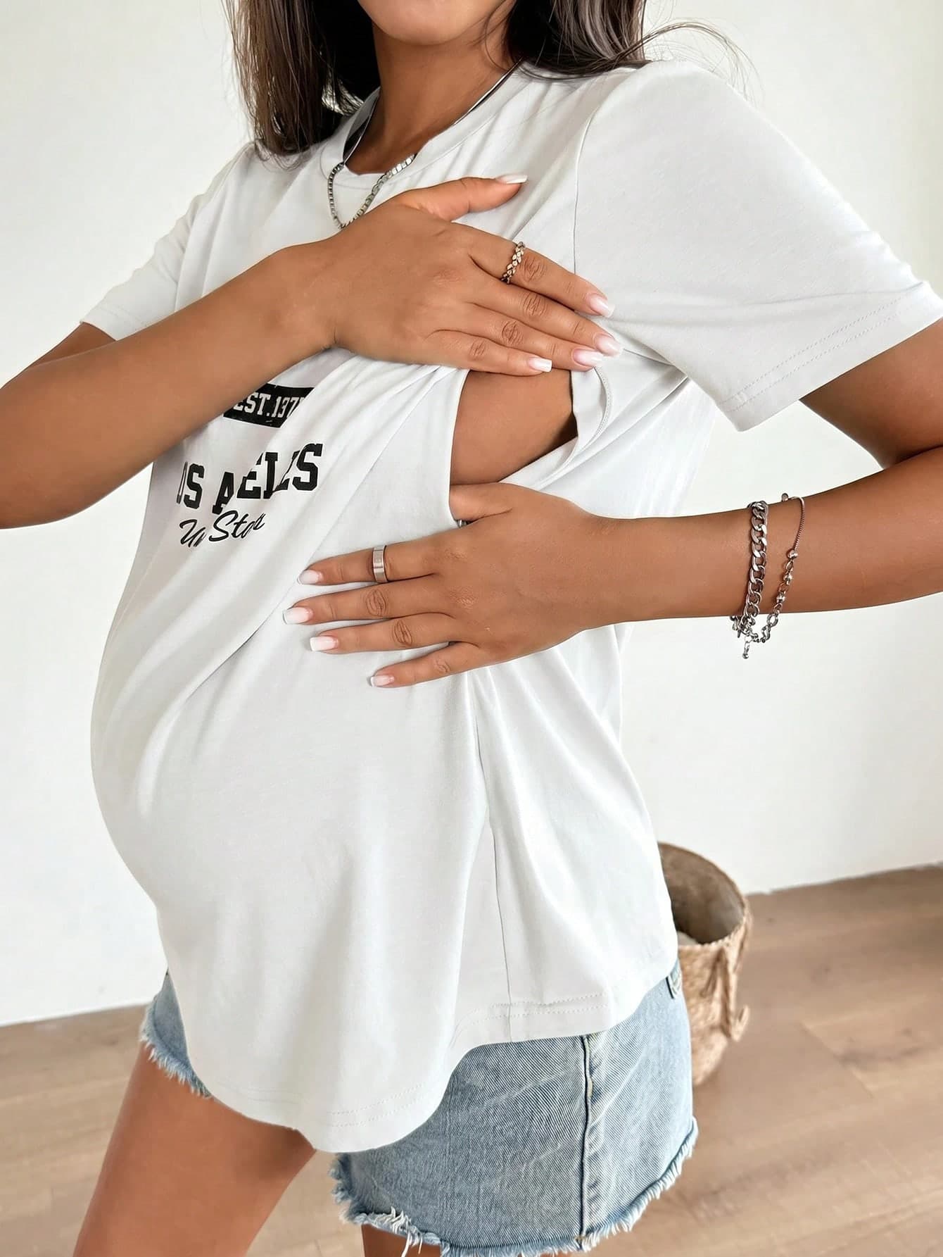 SHEIN Maternity Casual Daily Commute Minimalist Letter Print Short Sleeve Nursing T-Shirt, Summer