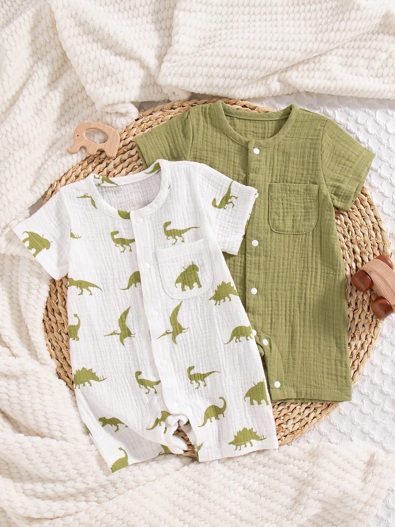 SHEIN 2pcs Newborn Baby Short Sleeve Romper 0-9M Infant Cute Solid Color Blue And White Summer Casual Cotton Crepe Romper Gift Family Matching Soft Clothes