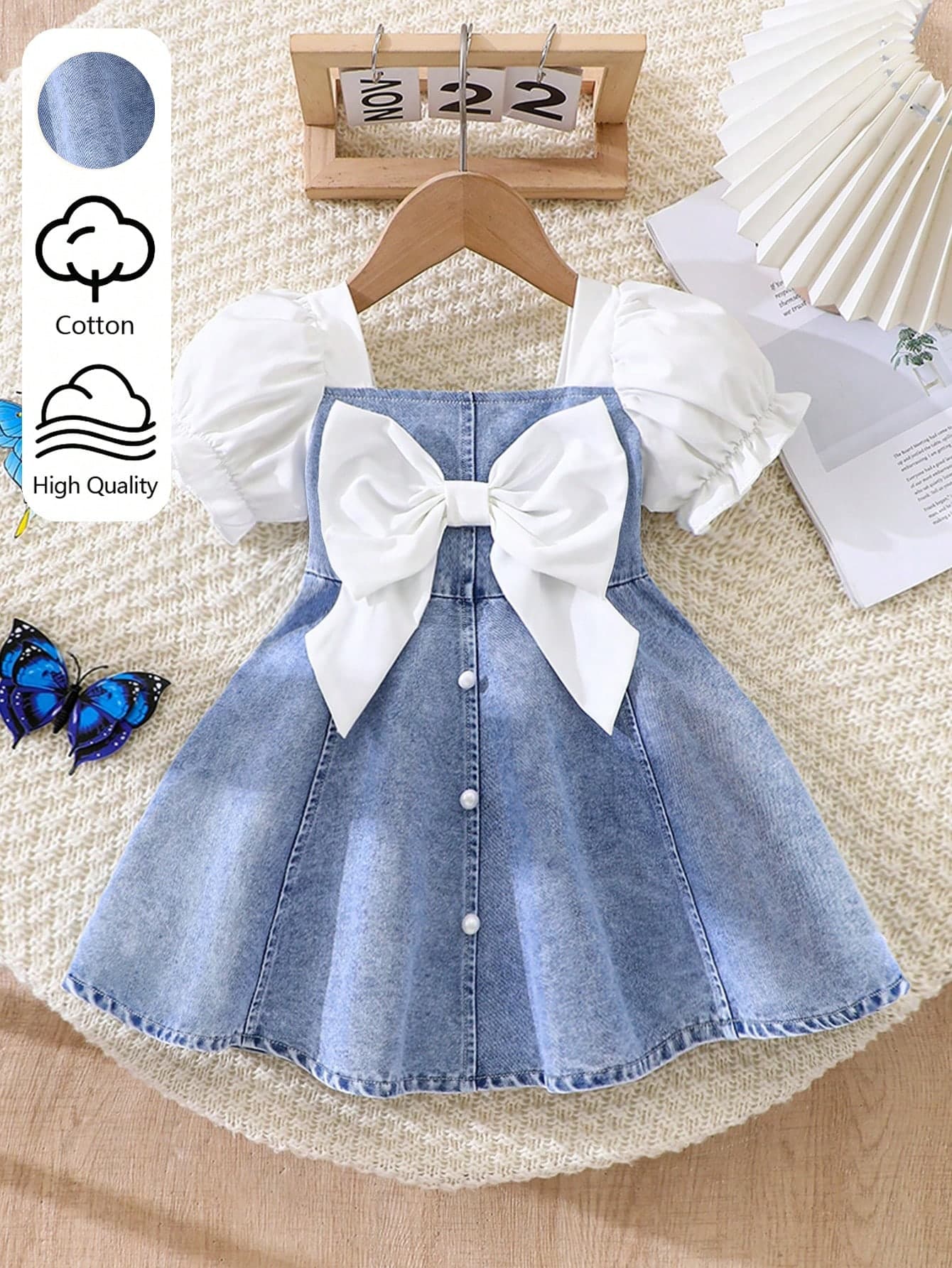 SHEIN Playful Pals Baby Girls' Puff Sleeve Denim Dress With Bow Decor, Square Neck Design, Paired With White Woven Fabric Short Puff Sleeve, Classic Blue Denim Waist Dress. White Bow Decor On Chest; Elegant White Pearl Button Decoration On Front, A-Line Dress, Suitable For Cute And Playful Baby Girls, Casual Chic, Comfortable For Commuting, Suitable For Daily, Vacation, Party, Holiday Wear, Beach Weekend, Summer Outfit