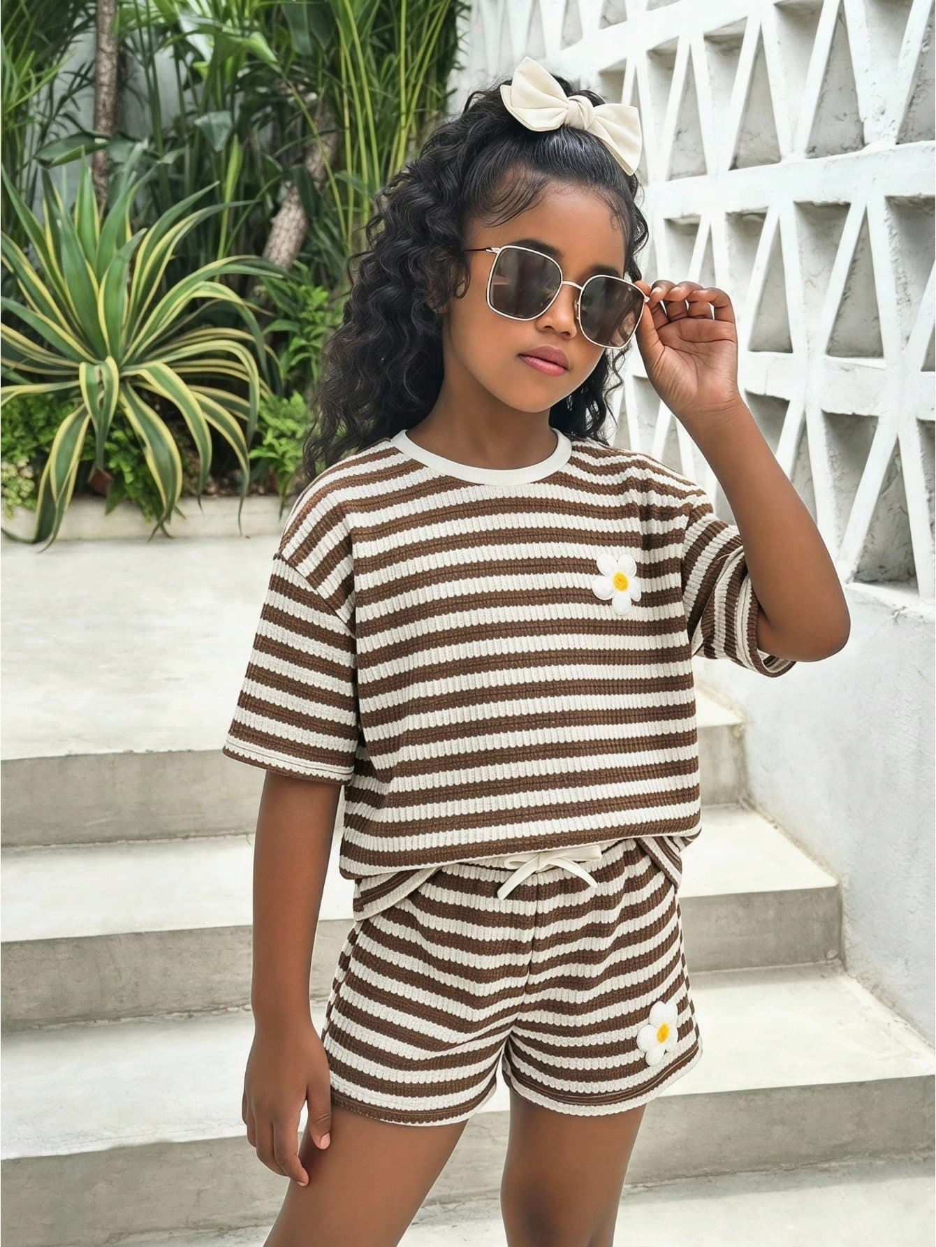 Tween Girls' Fashion Textured Knit Camisole Top + Loose Shorts 2-Piece Vacation Casual Outfit, Spring/Summer
