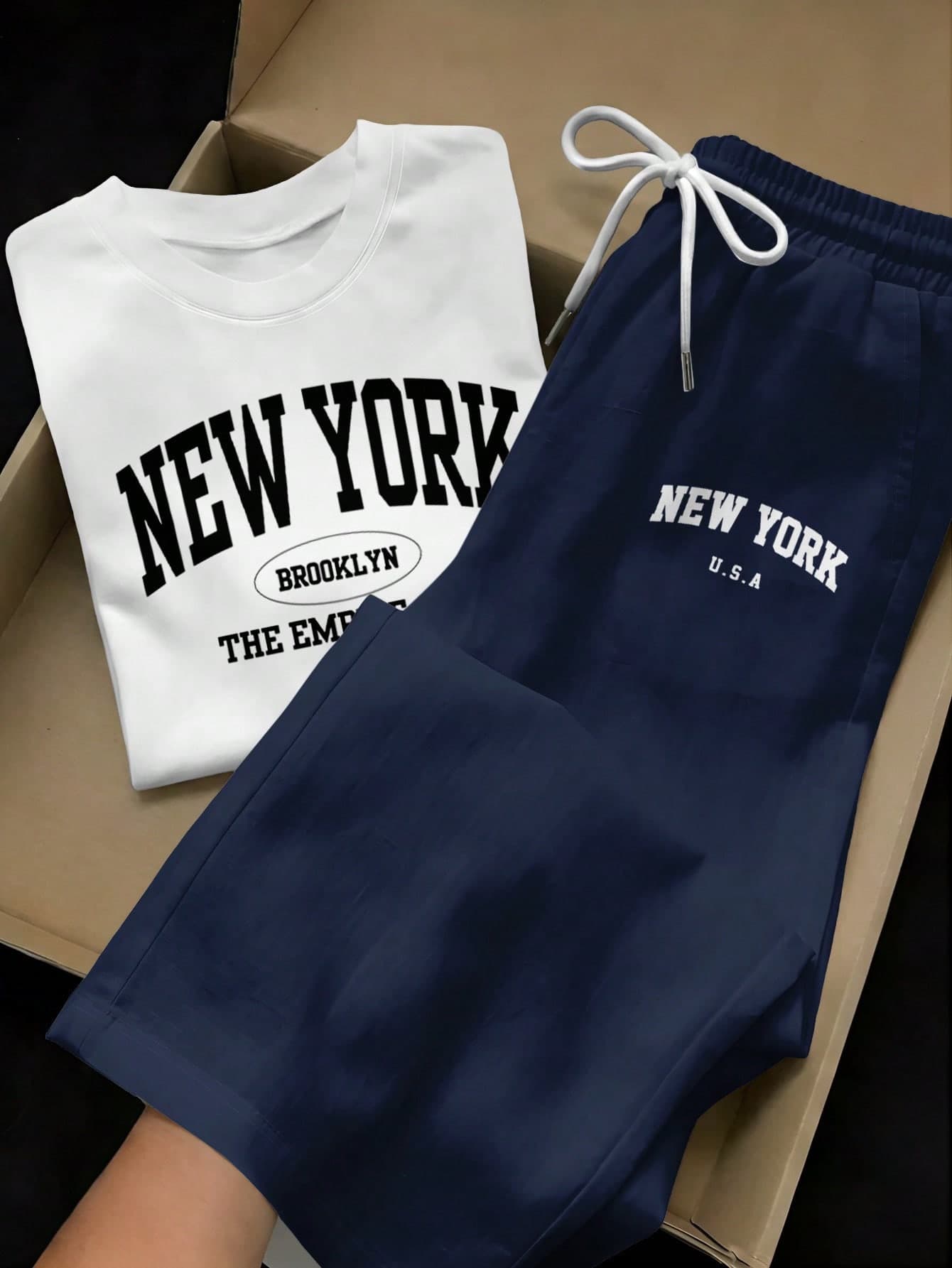Divinelle 2pcs Set Round Neck Short Sleeve Top And Pants, Casual Minimalist Sports Street Versatile Outfit For Gathering, Party, Airport, Featuring English Letter & Graphic Print, Women Summer Wear