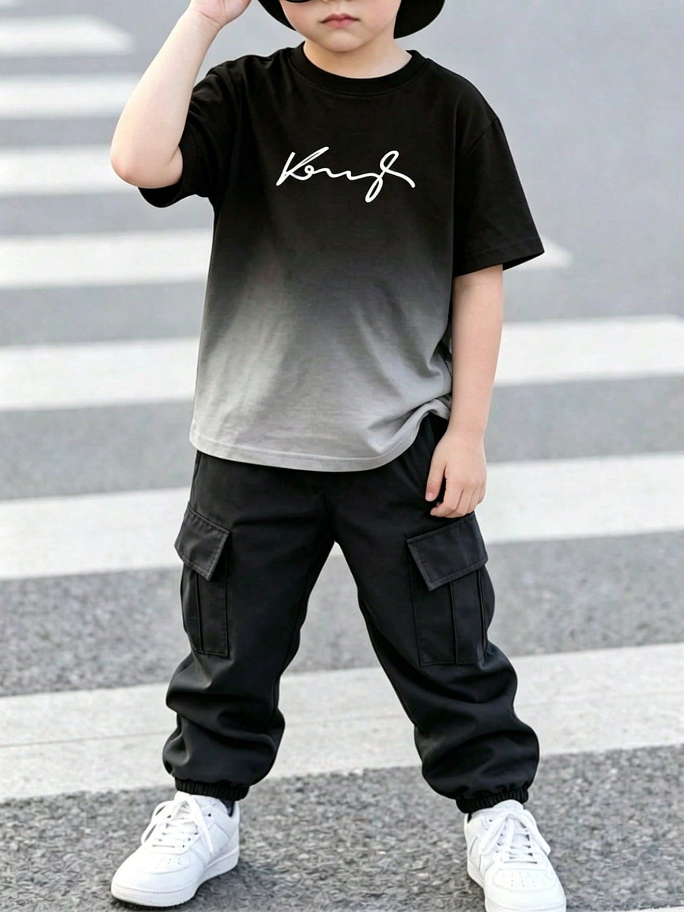 2pcs/Set Boys Casual Outfit With Round Neck Short Sleeve T-Shirt And Pants, Cool English Letter And Gradient Pattern Design, Suitable For Holidays, Parties, Spring/Summer/Autumn, Comfortable And Fashionable Street Wear, Outdoor, School, Gift