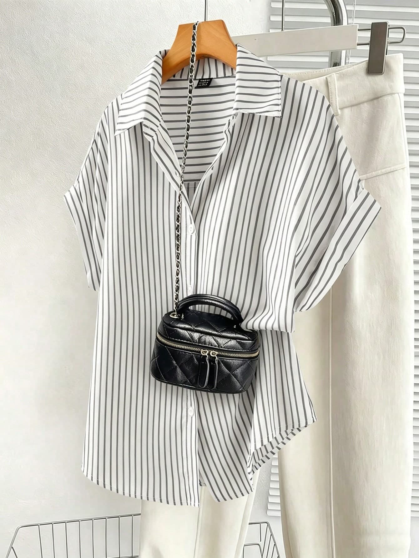 Franclia Women's Blue-And-White Vertical Striped Collared Short-Sleeve Rolled-Cuff Oversized Shirt – Minimalist Office & Casual Style