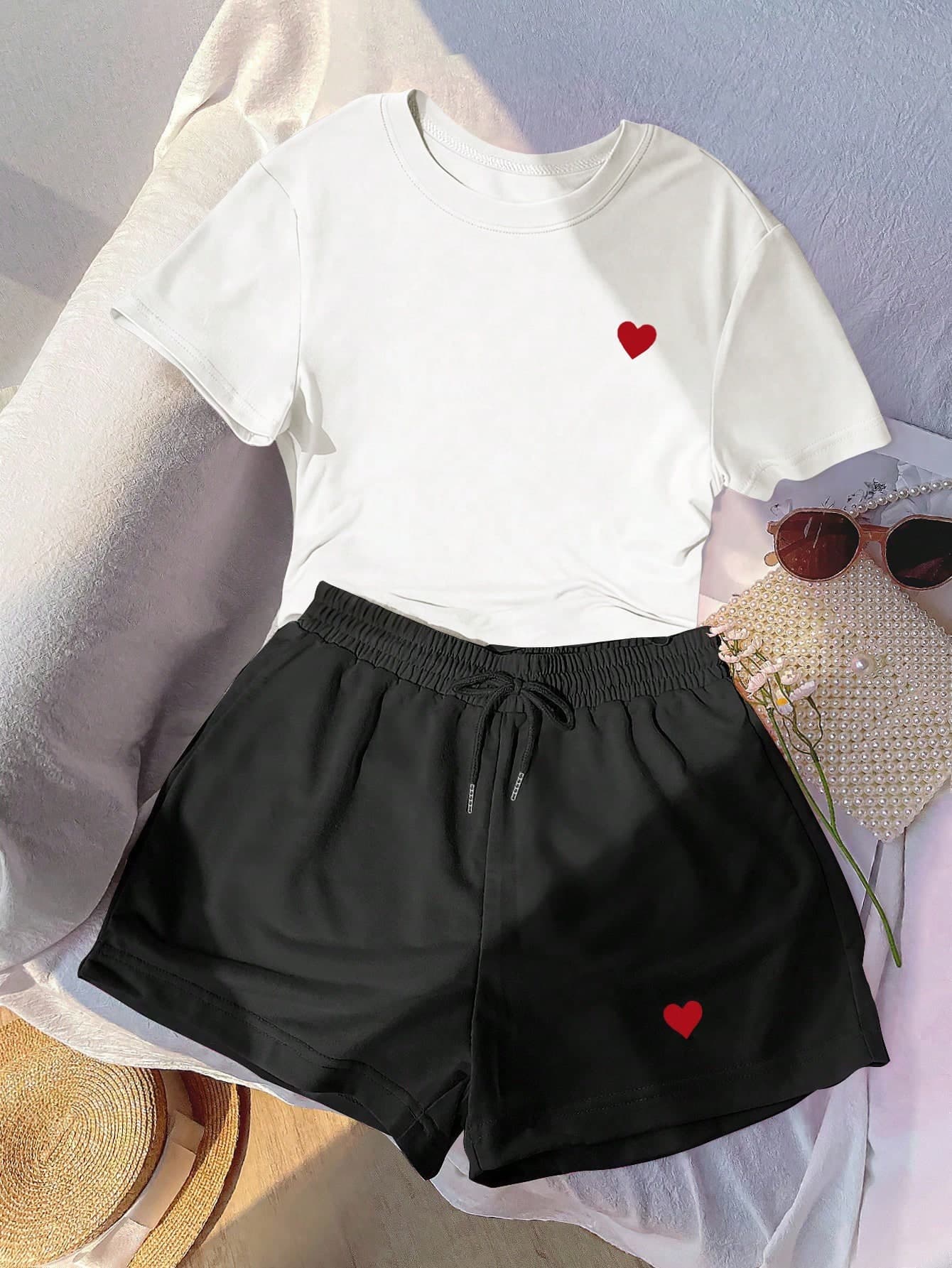 Resyla Women's Embroidered Heart Print T-Shirt And Elastic Waist Shorts Set, Suitable For Outdoor Sports, Gift For Women, Siblings, Sisters, Mom, Mother's Day, Valentine's Day, Casual And Stylish 2-Piece Set