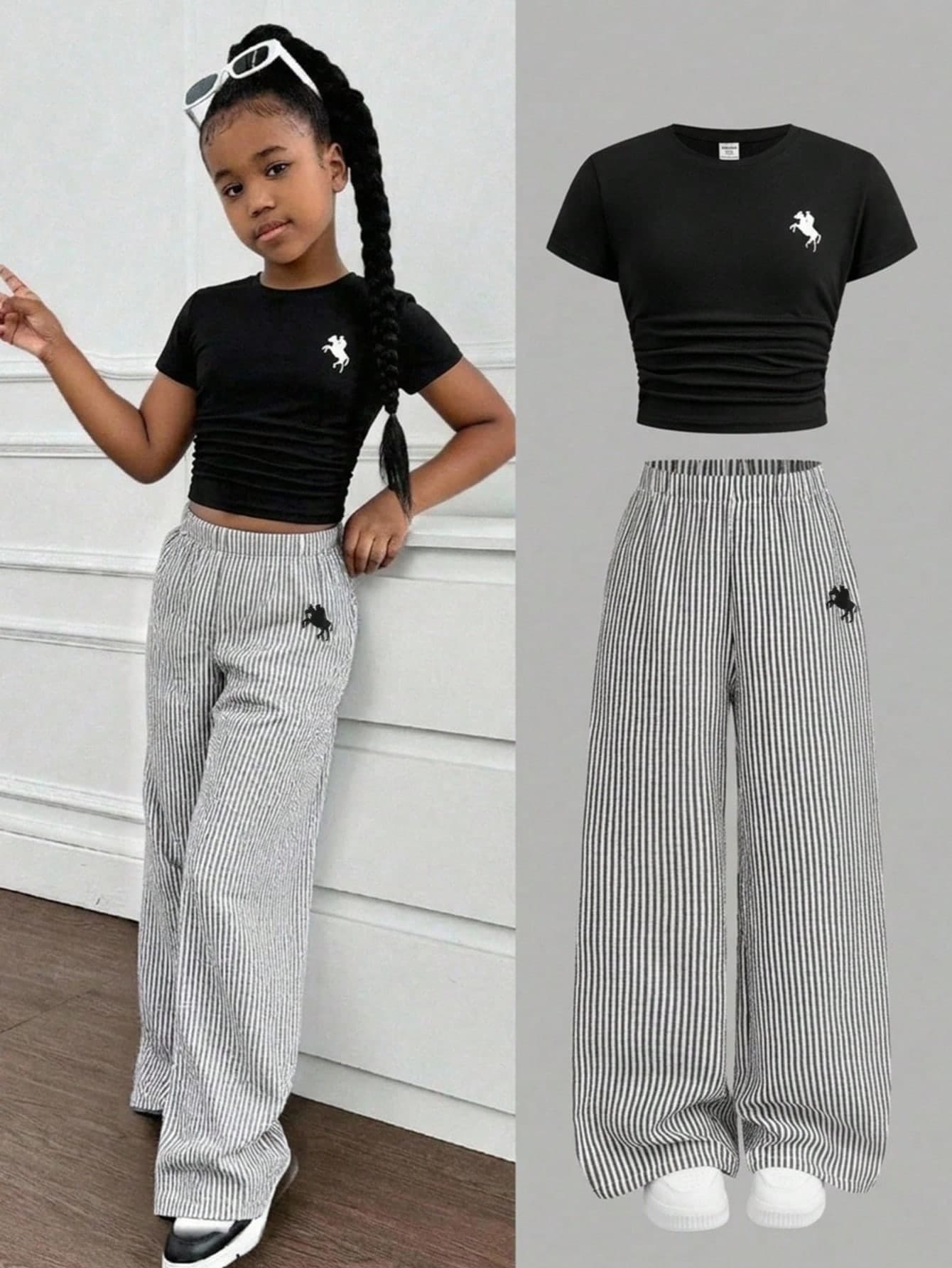 Tween Girls' Fashion Spring/Summer New Casual Minimalist Black Printed T-Shirt + Black & White Striped Knit Pants 2-Piece Set, Versatile For Everyday, Home, Outings, School, Vacation