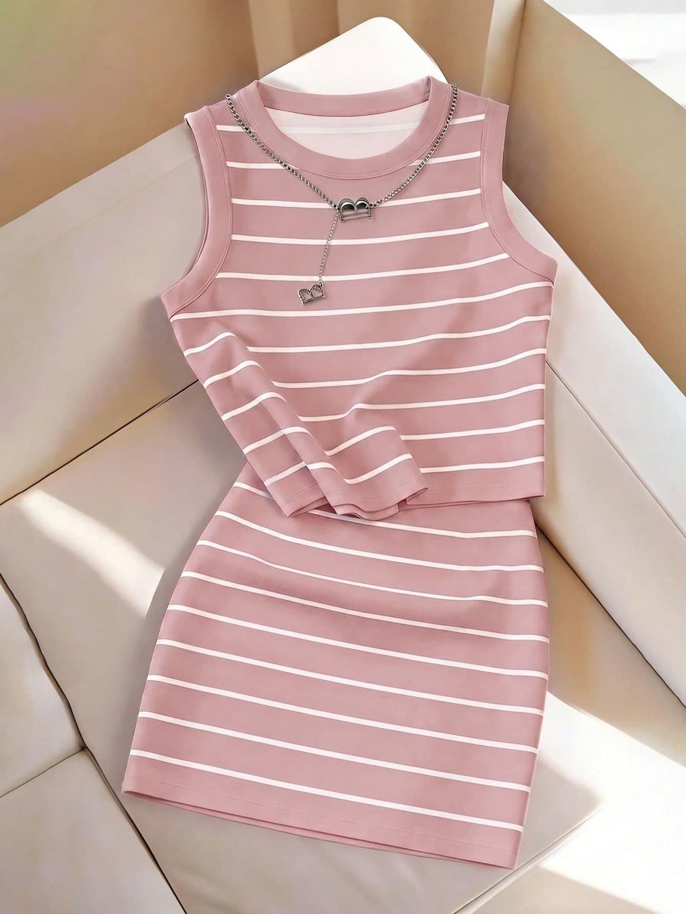GlowEve 2pcs/Set Women's Colorblock Striped Sleeveless Crop Top And High Waist Mini Skirt Set, Sexy & Elegant, Suitable For Dates, Valentine's Day, Parties, Vacation, Daily Commute
