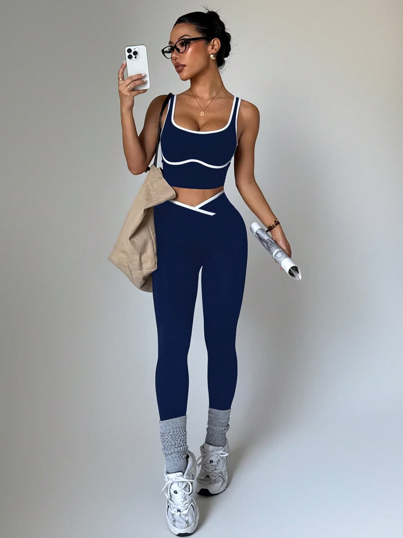 StreetHx Women's Yoga Colorblock Seamless Sports Set,Navy And White Summer Athleisure Gym Workout Two Piece Legging Set Active Athletic Gym Two Piece Set