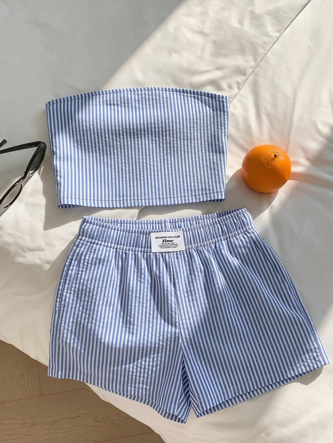 SHEIN EZwear Women's Blue White Stripe Bandeau Top And Shorts 2-Piece Set,Summer Casual Vacation Holiday Beach Outfit,Minimalist Retro Elegant Commuter Outfit