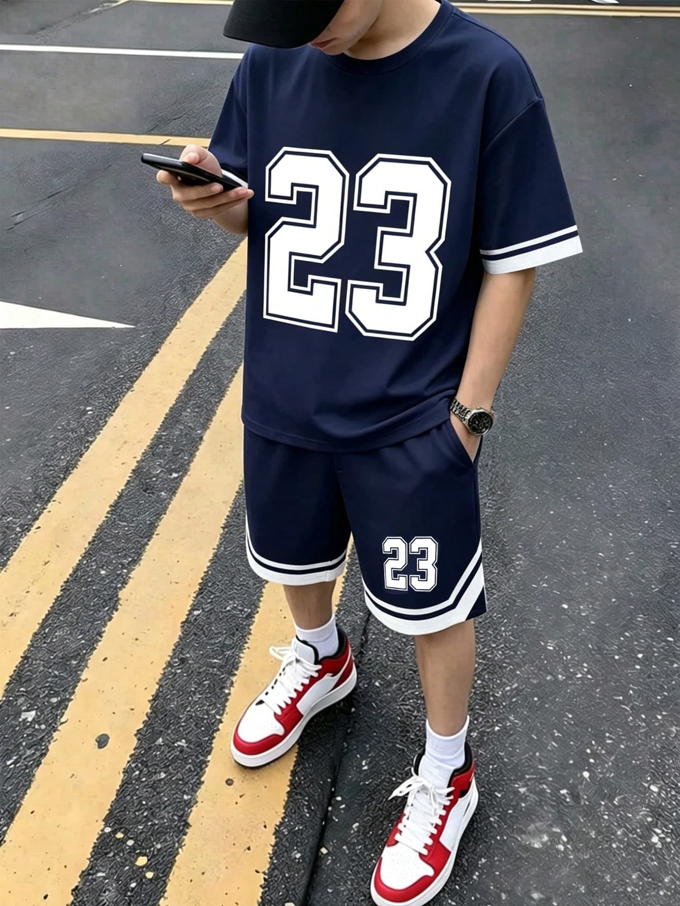 SHEIN 2pcs/Set Teenager Boys' Sports Casual Short Sleeve Round Neck T-Shirt + Pocket Shorts Set