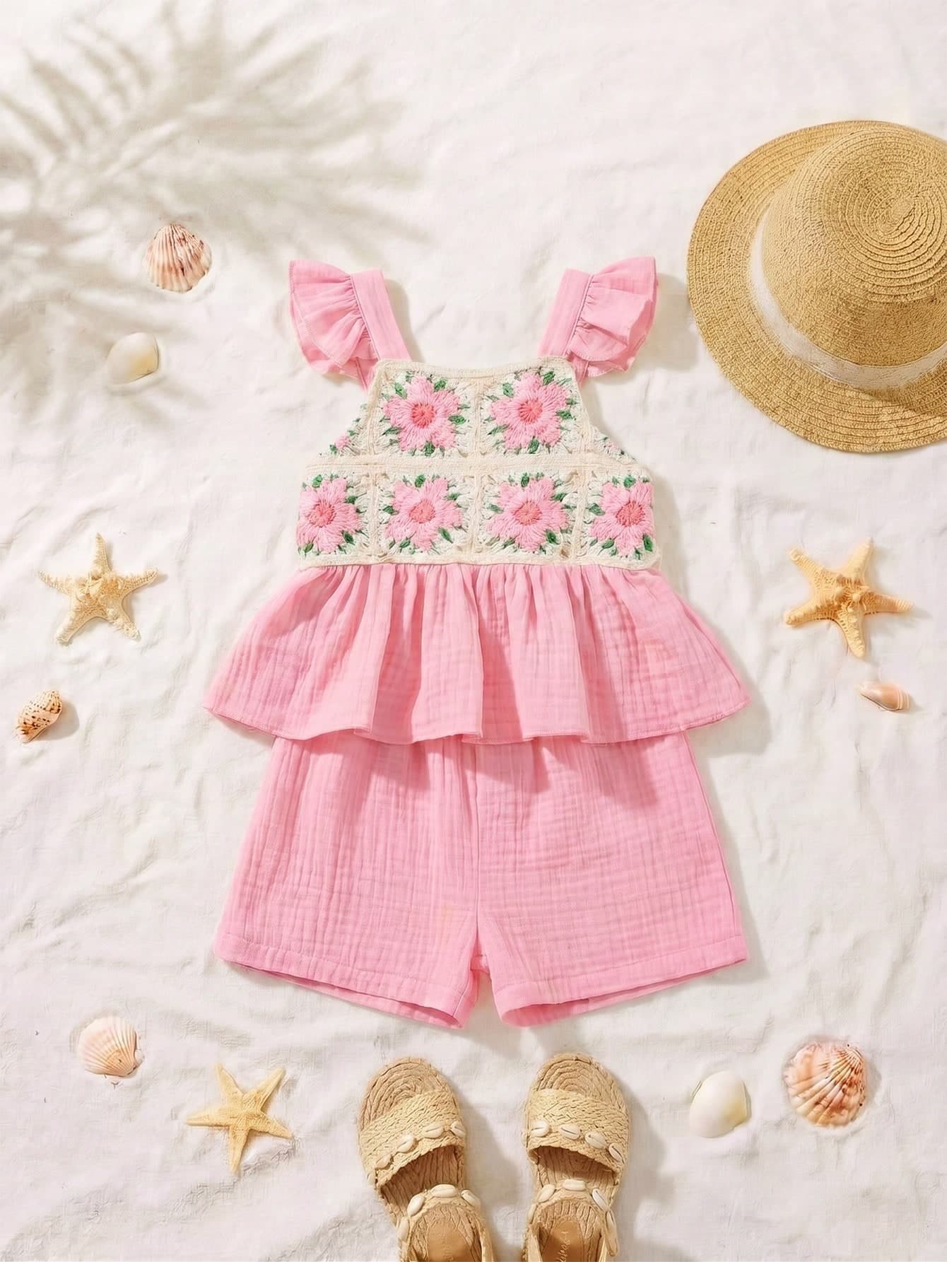 SHEIN 2pcs Baby Girl Summer Fashion Sweet & Lovely Countryside Apricot Suspender Top With Pink Lace Trim & Apricot Shorts Set, Suitable For Streetwear, Photoshoot, School, And Countryside Style