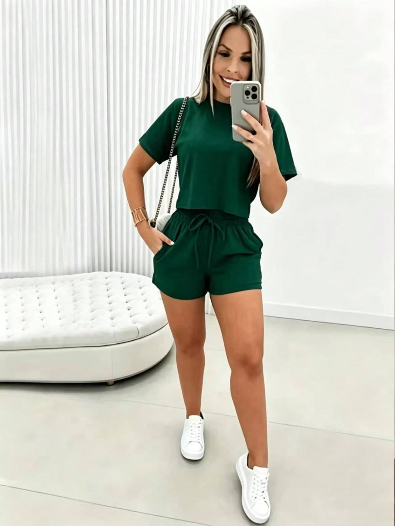 EMERY ROSE Women's Solid Color Short Sleeve Top And Slant Pocket Shorts Casual 2 Pieces Set