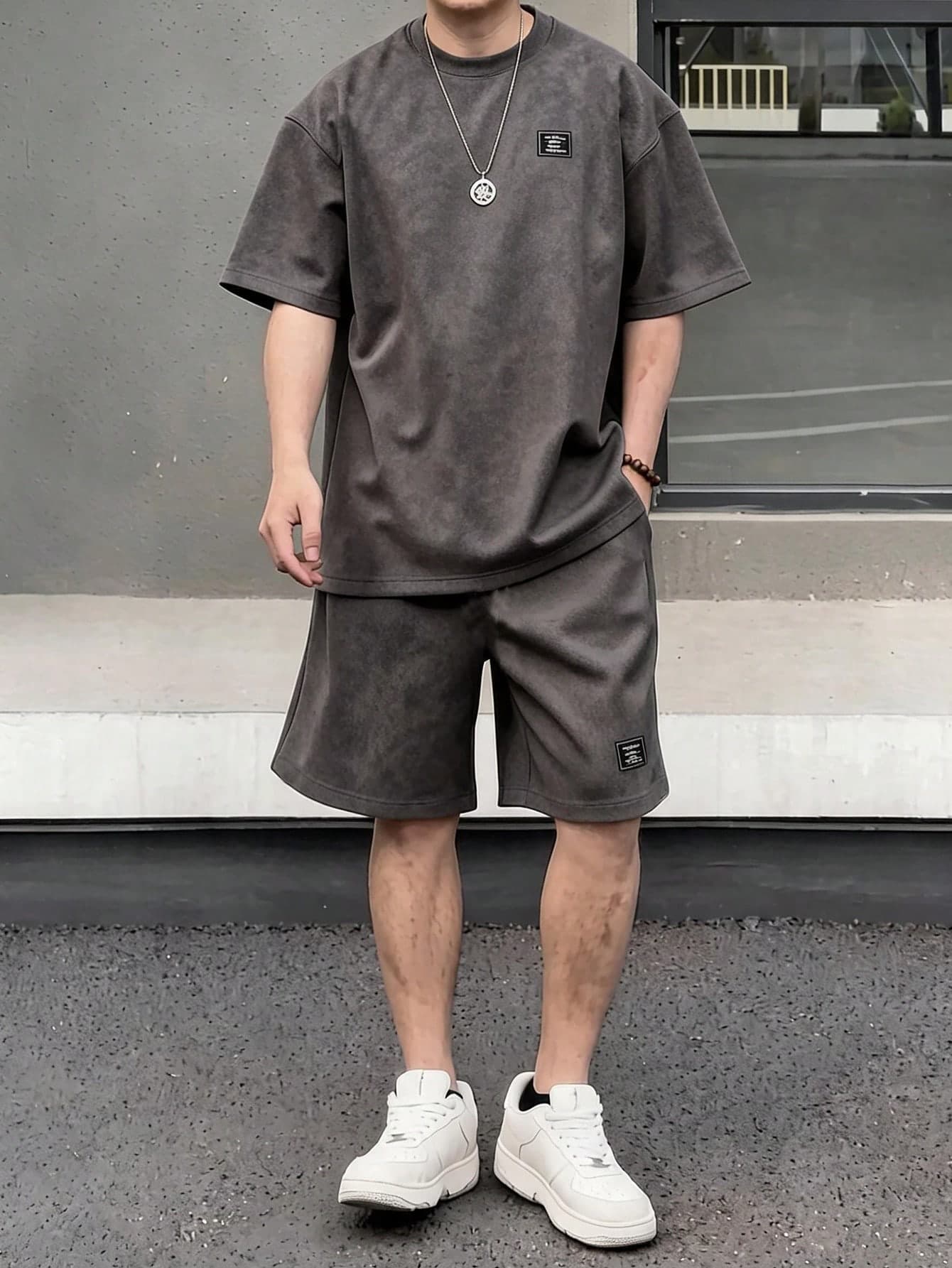 SHEIN 2 Pieces Teen Boys Simple Small Letter Clash Texture Dark Gray Short Sleeve T-Shirt And Pants Set Casual College Comfortable Fashionable Simple Practical Versatile Soft Fabric Suitable For Daily Use Suitable For School Suitable For Travel Suitable For Outdoor Sports Suitable For Spring, Summer, Autumn And Winter Seasons Boys Y2k Teen Boy Clothes Back To School Clothes Teen Boy Clothes Teen Clothes Tween Tops Baggy Pants Cargo Pants