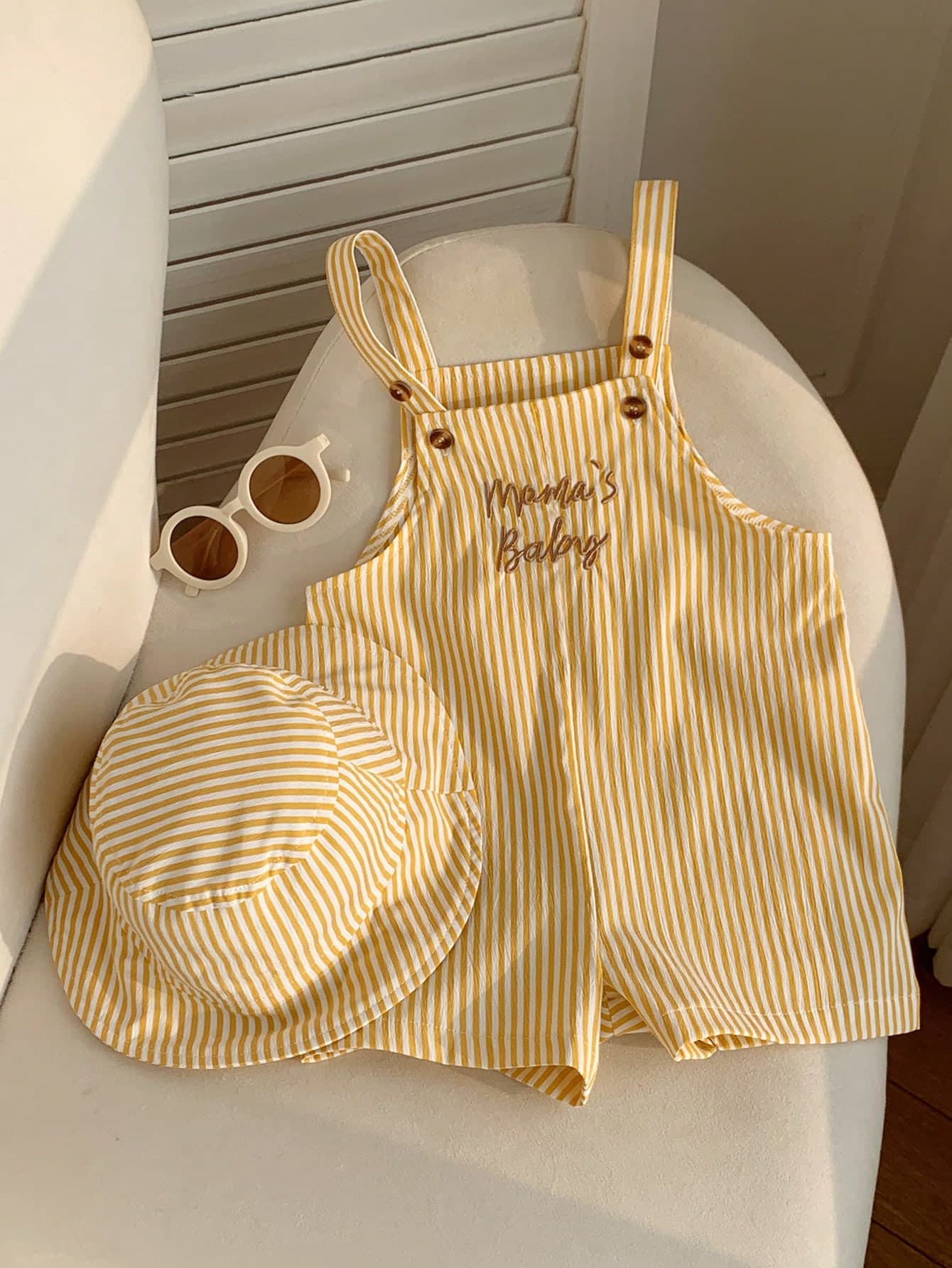 SHEIN 2pcs/Set Unisex Baby Clothes, Baby Boy Baby Girl Summer Casual Cute Yellow Plaid Overalls And Yellow Plaid Bucket Hat, Overalls Set, Plaid Set, Cute Overalls