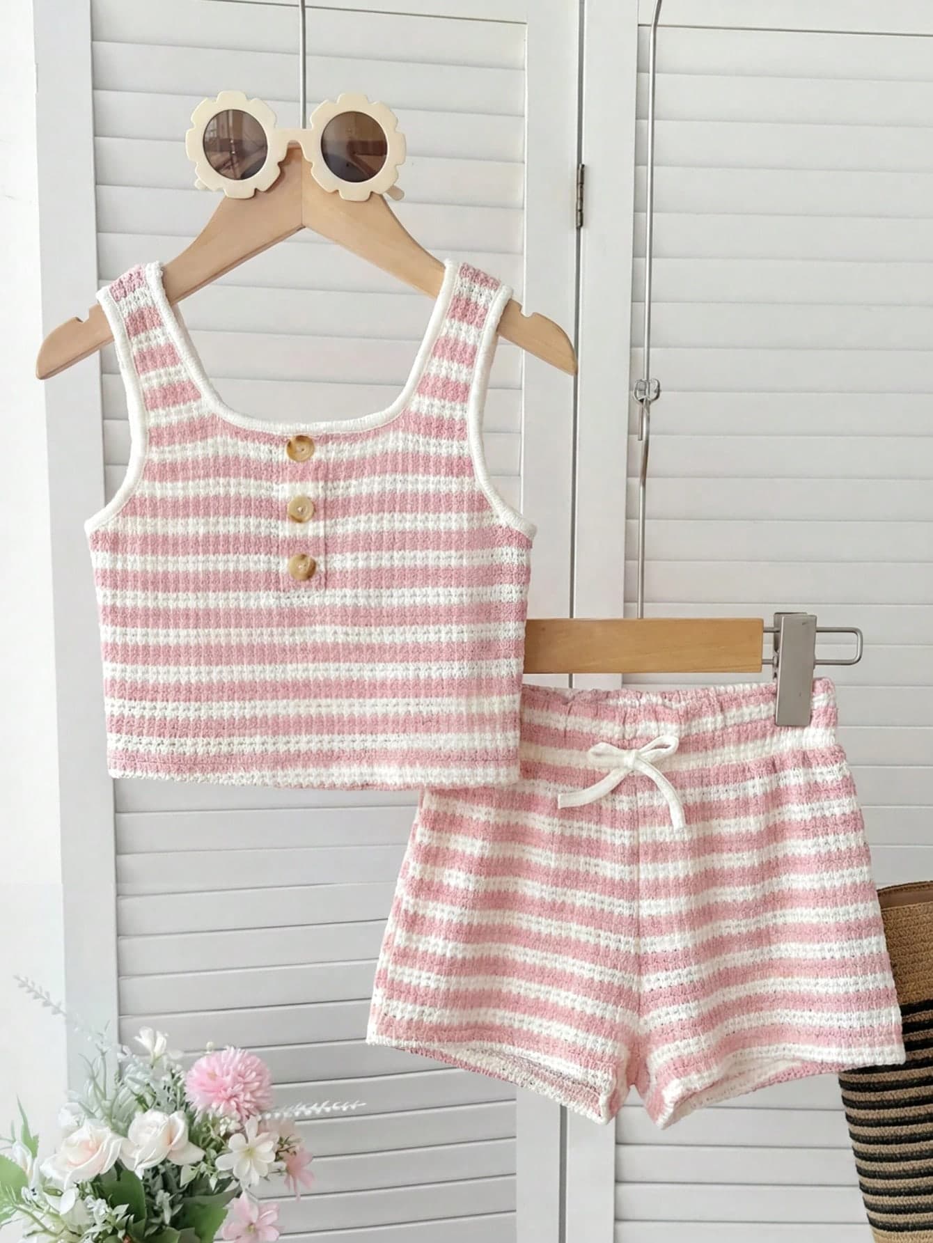 SHEIN Young Girl Cute Summer Casual Knit Striped Tank Top And Elastic Waist Shorts Set