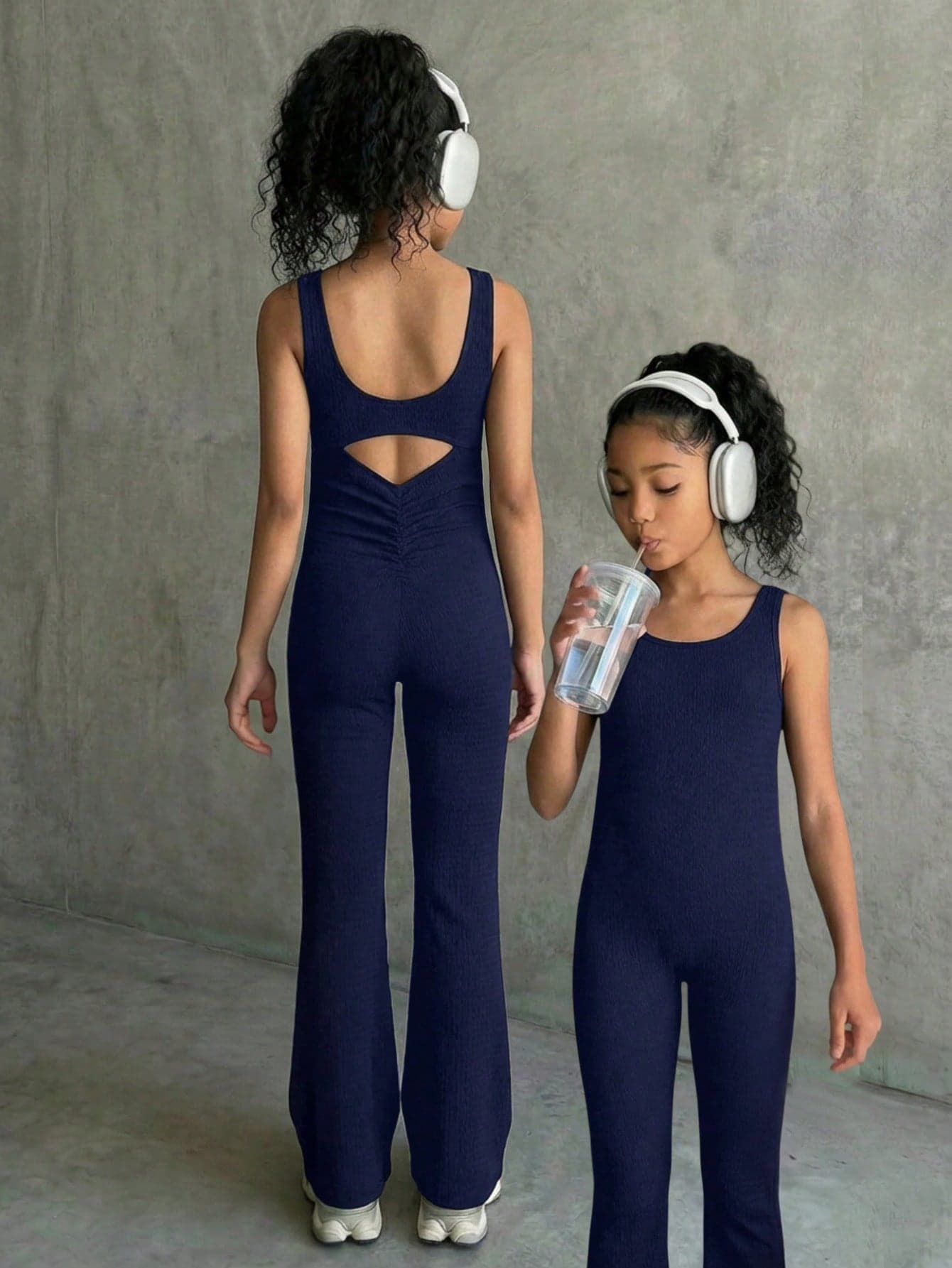 SHEIN Tween Girls Fashion Street Knit Solid Color Sleeveless Backless Waist-Cinching Fitted Jumpsuit With Flared Legs, Casual Jumpsuit, Navy Blue