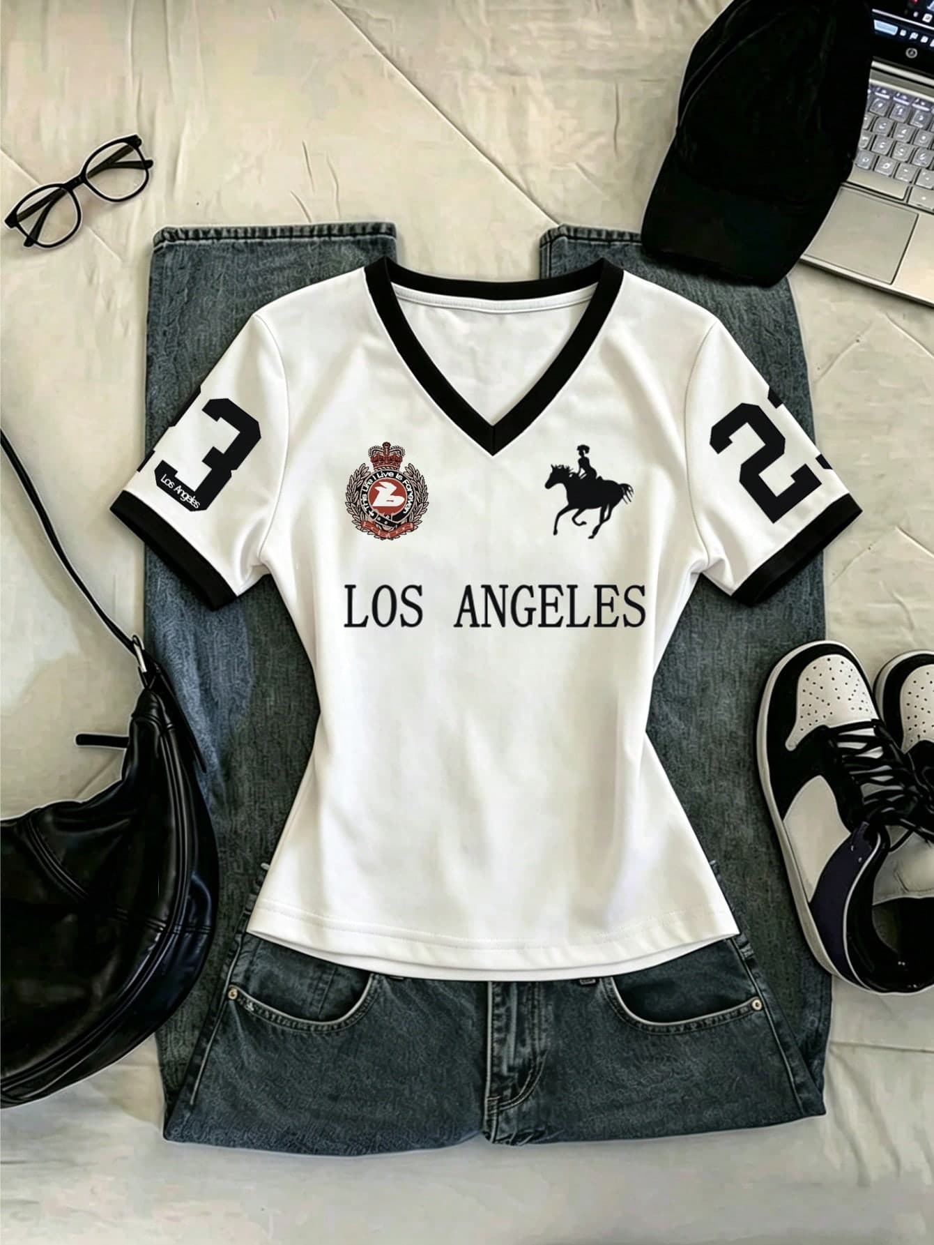 SHEIN Women's Contrast Color Printed V-Neck Fitted Short Sleeve T-Shirt