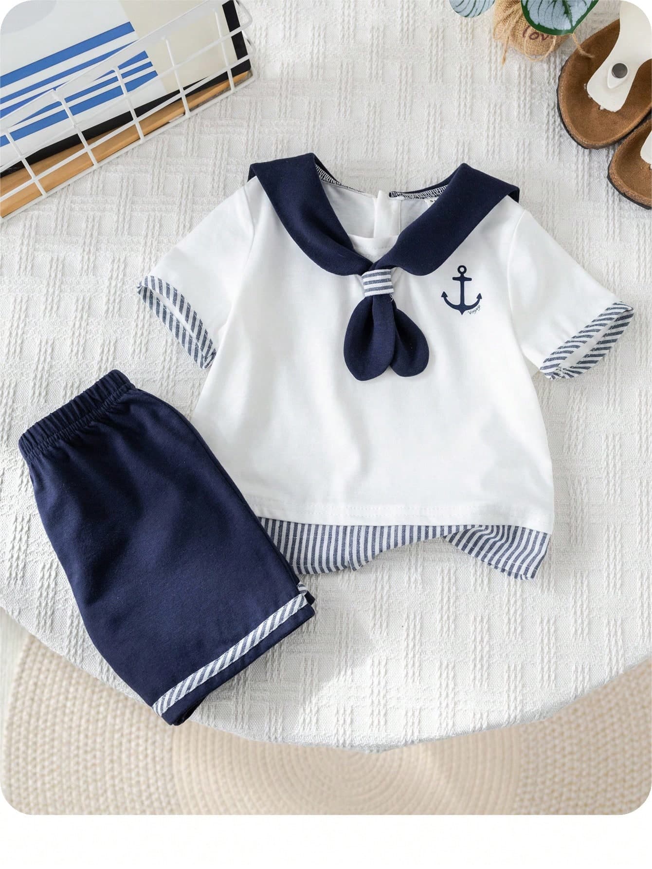 2pcs/Set Baby Boy Colorblock Sailor Collar Short Sleeve Top And Elastic Waist Shorts Set