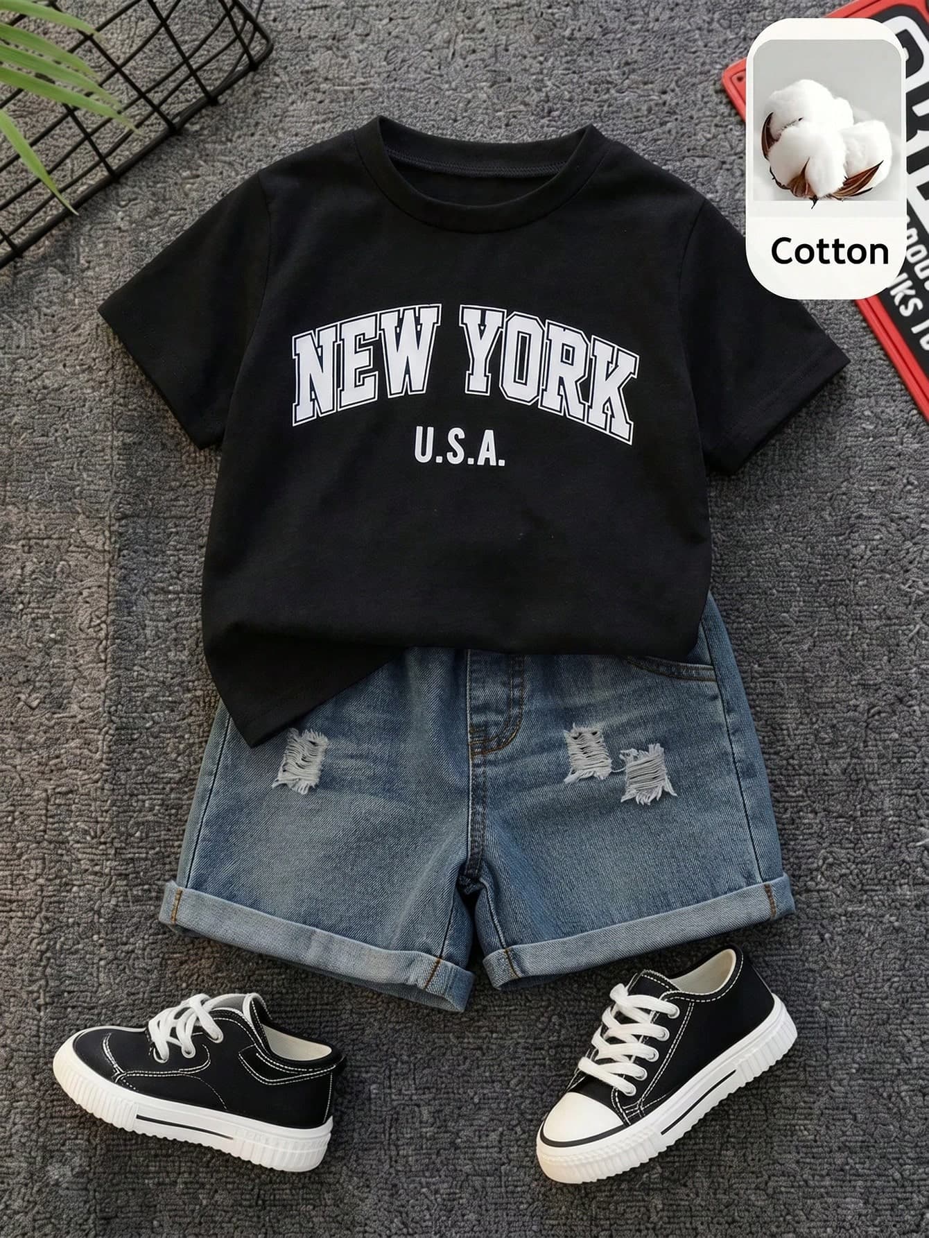 SHEIN Unisex Baby 2pcs/Set Casual Cute Slogan Graphic Short Sleeve T-Shirt And Distressed Denim Shorts Set, Baby Outfit, Streetwear