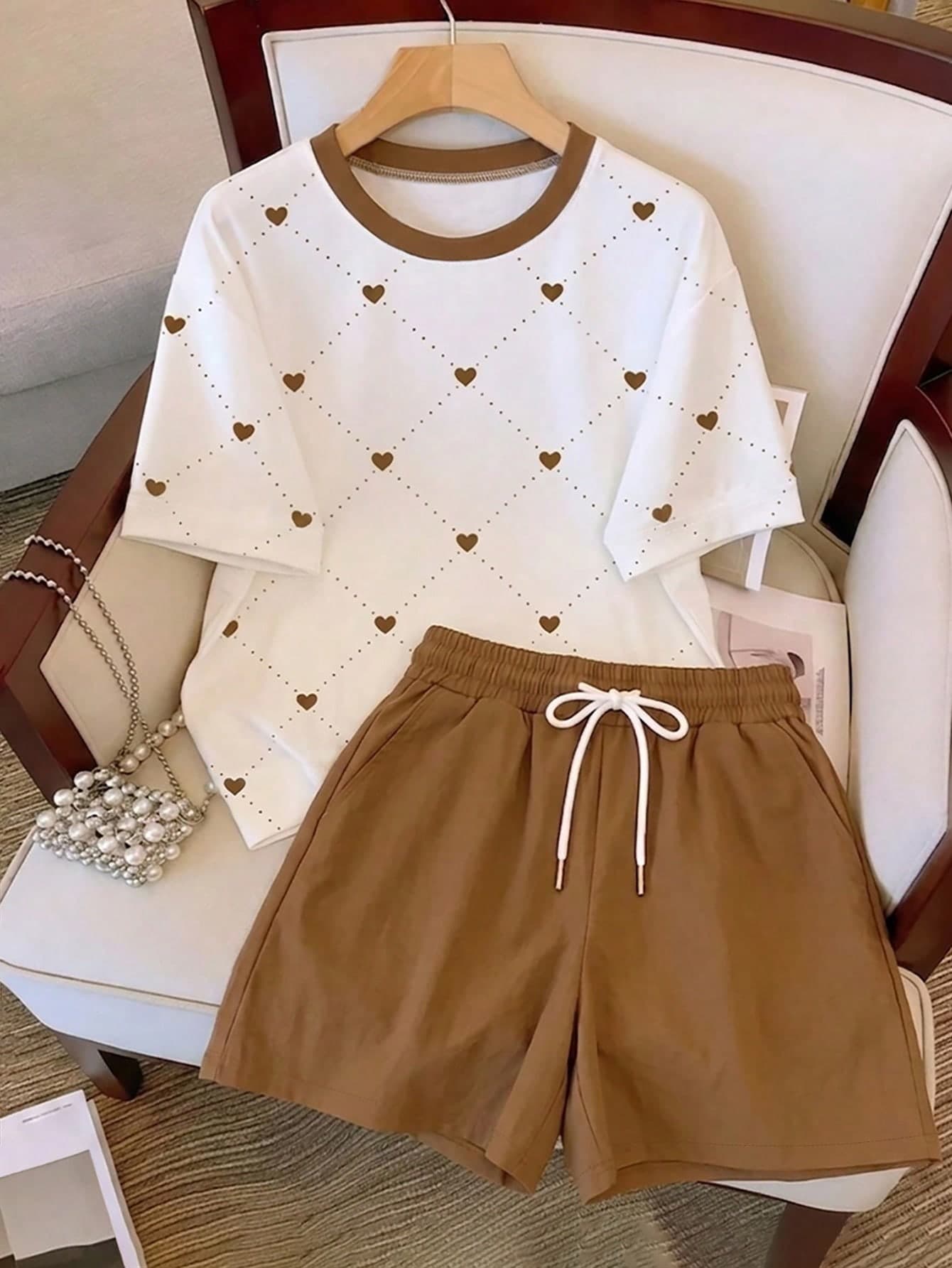 Resyla Women's Heart Print Round Neck Short Sleeve Top And Solid Color Shorts 2 Pieces Set, Summer