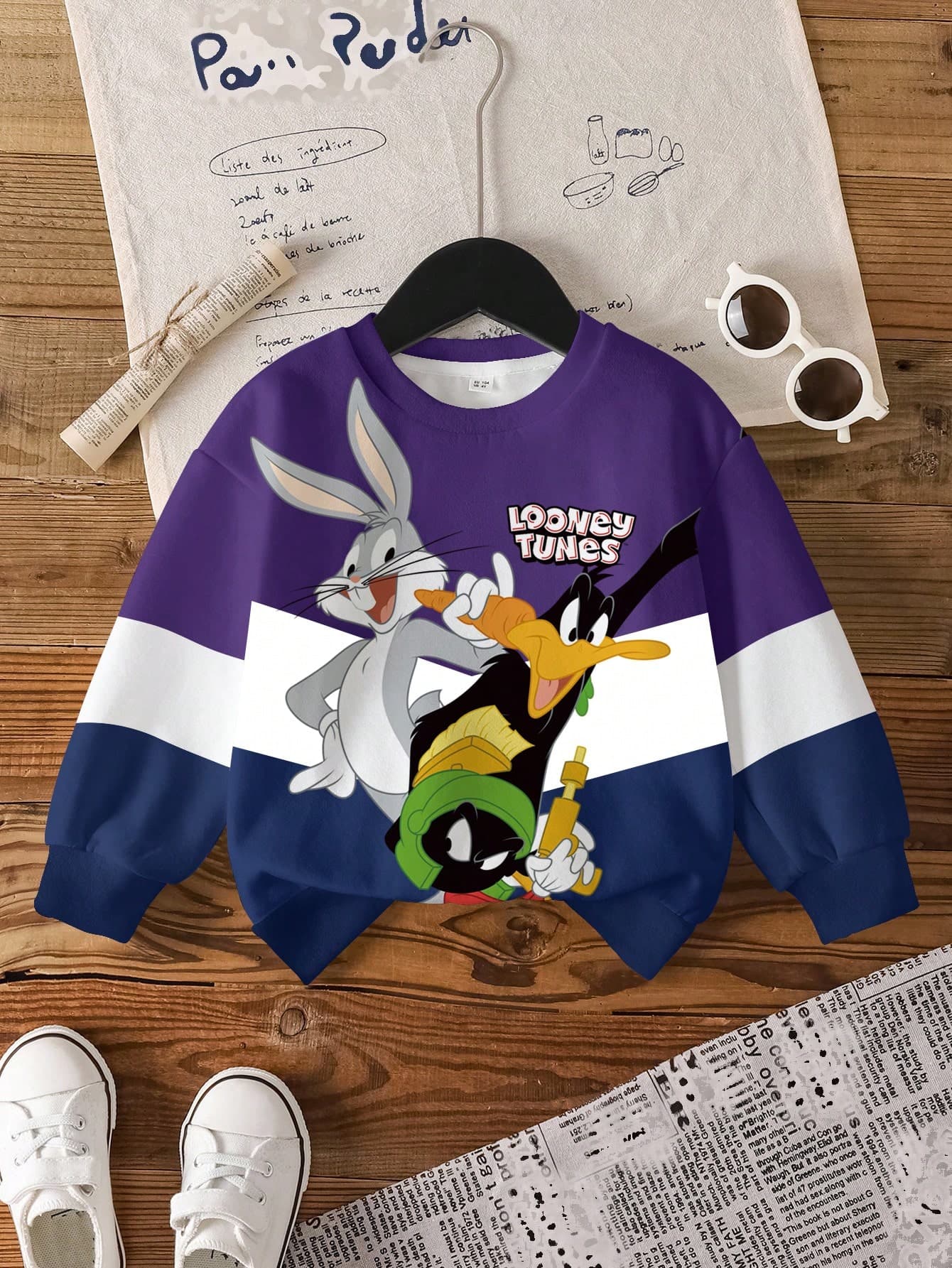 LOONEY TUNES X SHEIN Young Boy Crew Neck Colorblock Letter Cartoon Print Casual Versatile Daily Wear Sweatshirt