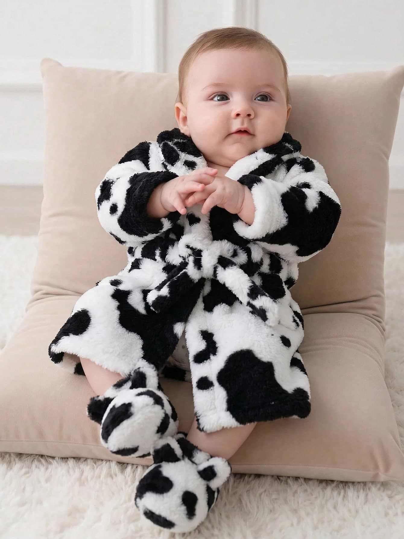 White With Black Polka Dots,Winter,Cute,Home,Lounge Cow Print Baby Sleeping Bag With Hood,Mittens Soft Plush Newborn Swaddle,Infant Wearable Blanket