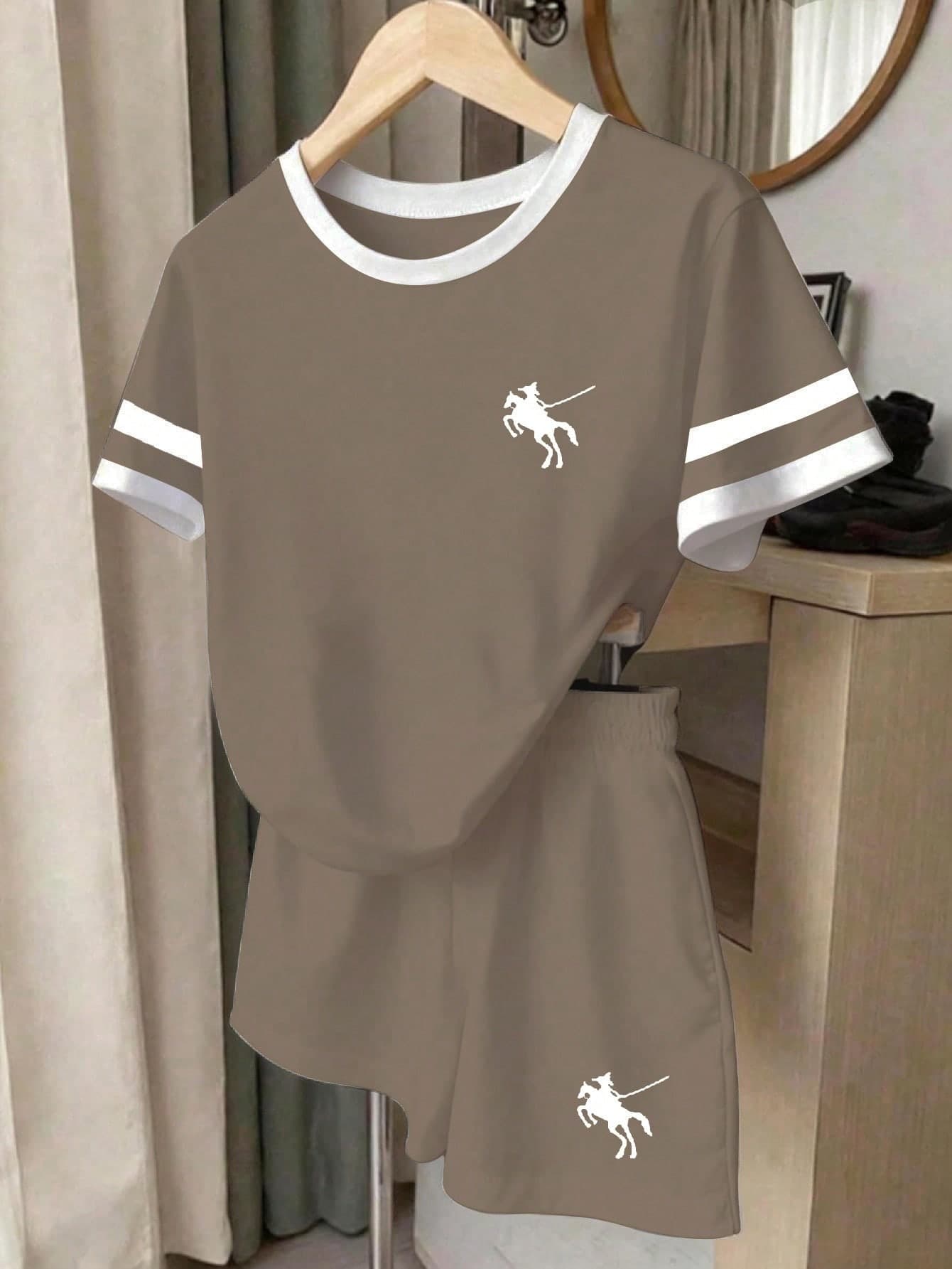 Tween Girls' Casual Beige 2 Pieces Outfit, T-Shirt & Shorts, Striped Classic Retro Style, Suitable For Spring, Summer, Autumn, Winter