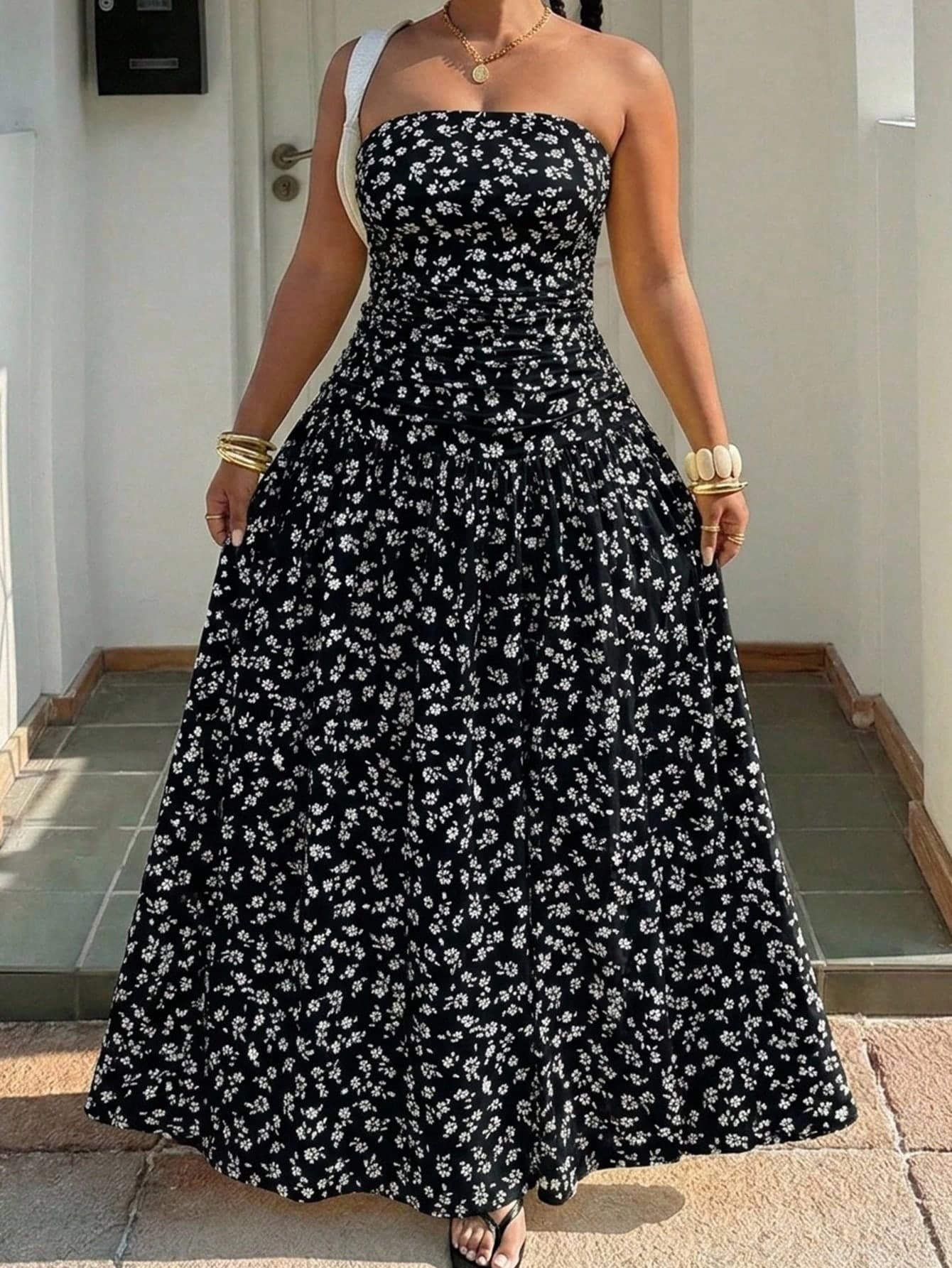 SHEIN EZwear Plus Size Women's Floral Print Pleated Casual Party Strapless Dress