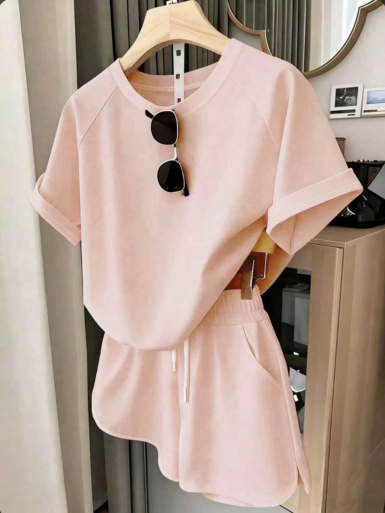 Resyla Women's Solid Color Raglan Short Sleeve Casual T-Shirt And Shorts Casual Set