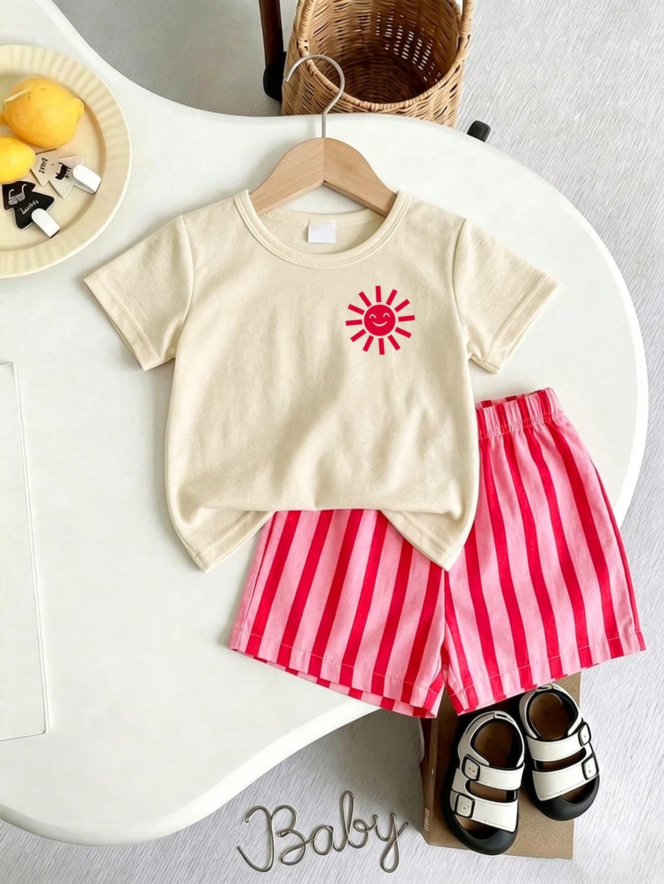 SHEIN [2pcs]Baby Girl Korean Style Casual Sun Smile Print Short Sleeve Thin Shorts Set, Spring/Summer Outfit For Outings And Shopping