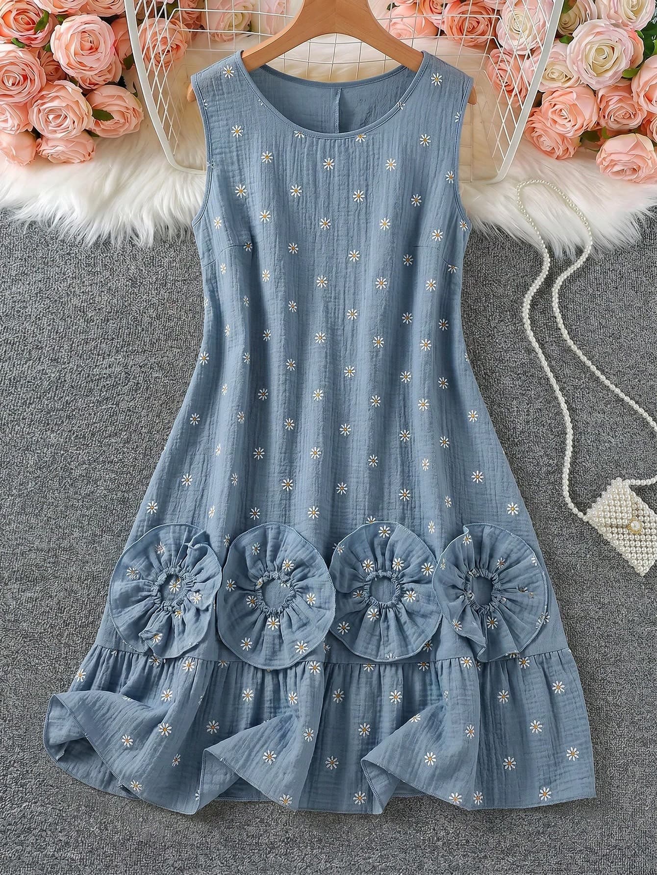 SHEIN LUNE Plus Size Women's Vacation Daisy Embroidered Ruffle Hem Round Neck Dress Vacation Baby Blue Summer Cowgirl